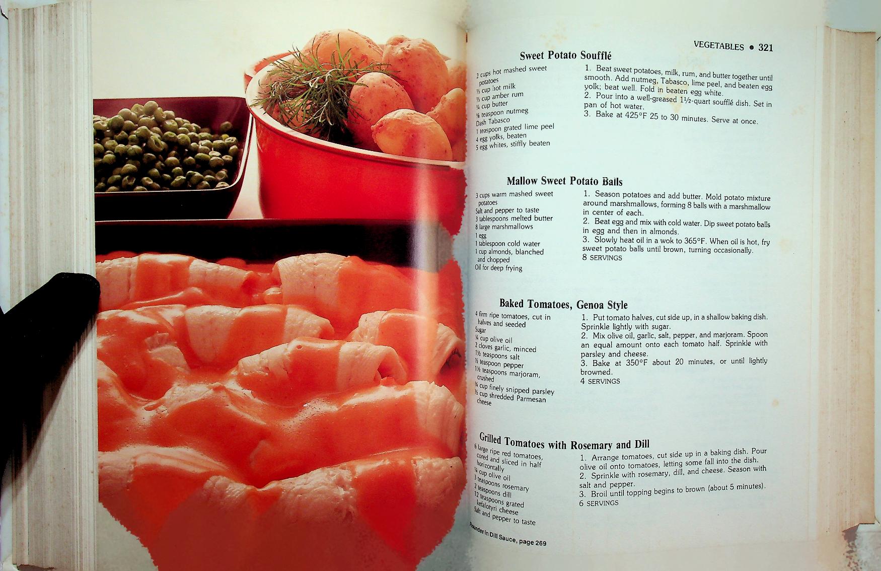 The American Family Home Cookbook (ฉบับภาษาอังกฤษ)