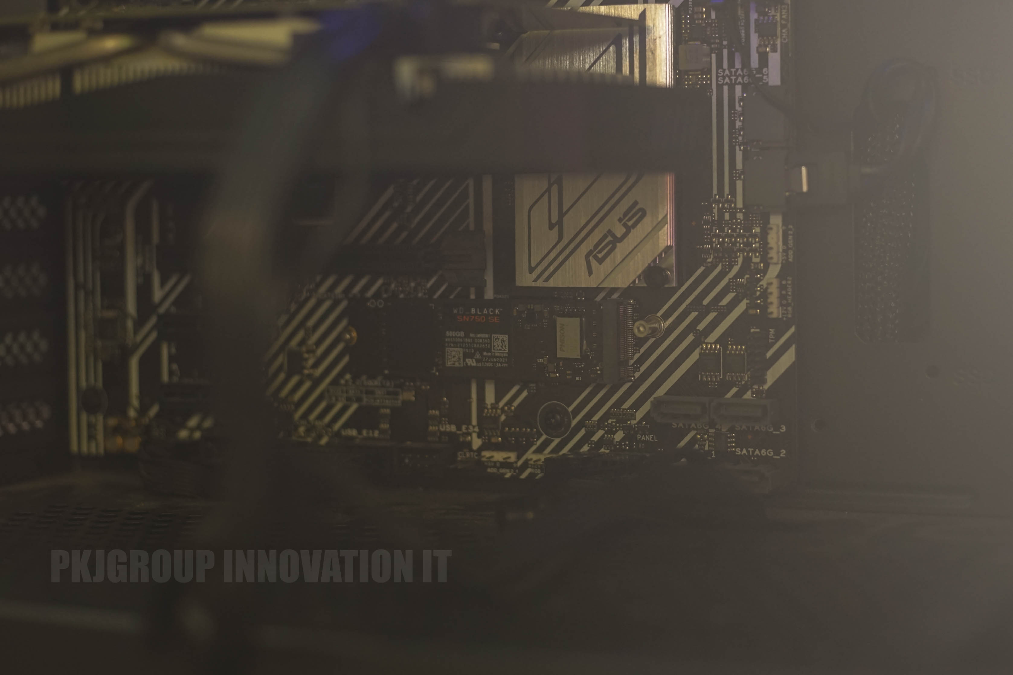 คอมเล่นเกมมือสอง i7-10700K RAM 16 GB M.2 500GB 1660 Super