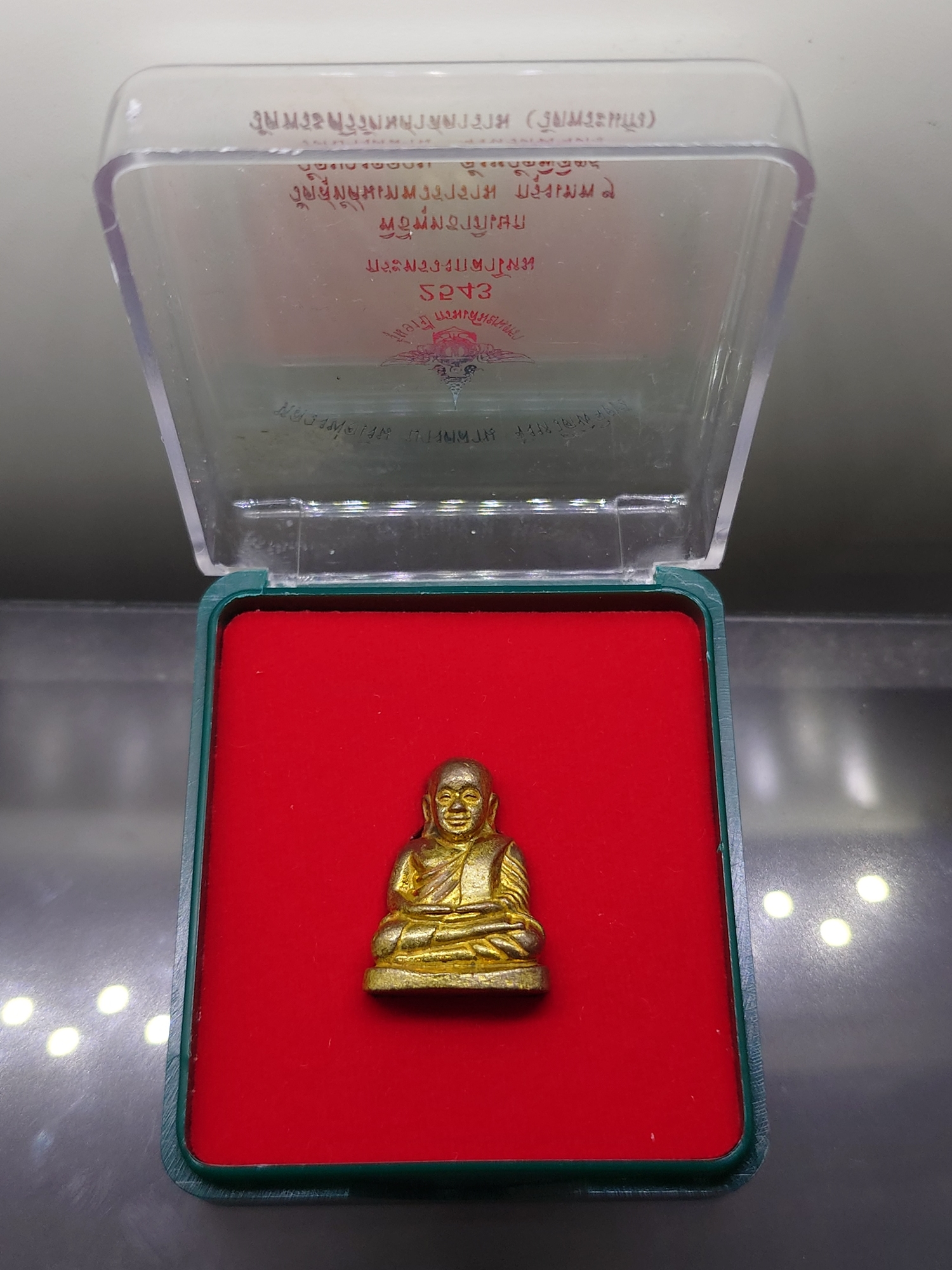 หลวงพ่อเงิน วัดบางคลาน ลอยองค์ เนื้อทองเหลือง รุ่น 91 ปี กรมเสมียนตรา กระทรวงกลาโหม ปี2543 พร้อมกล่องเดิม