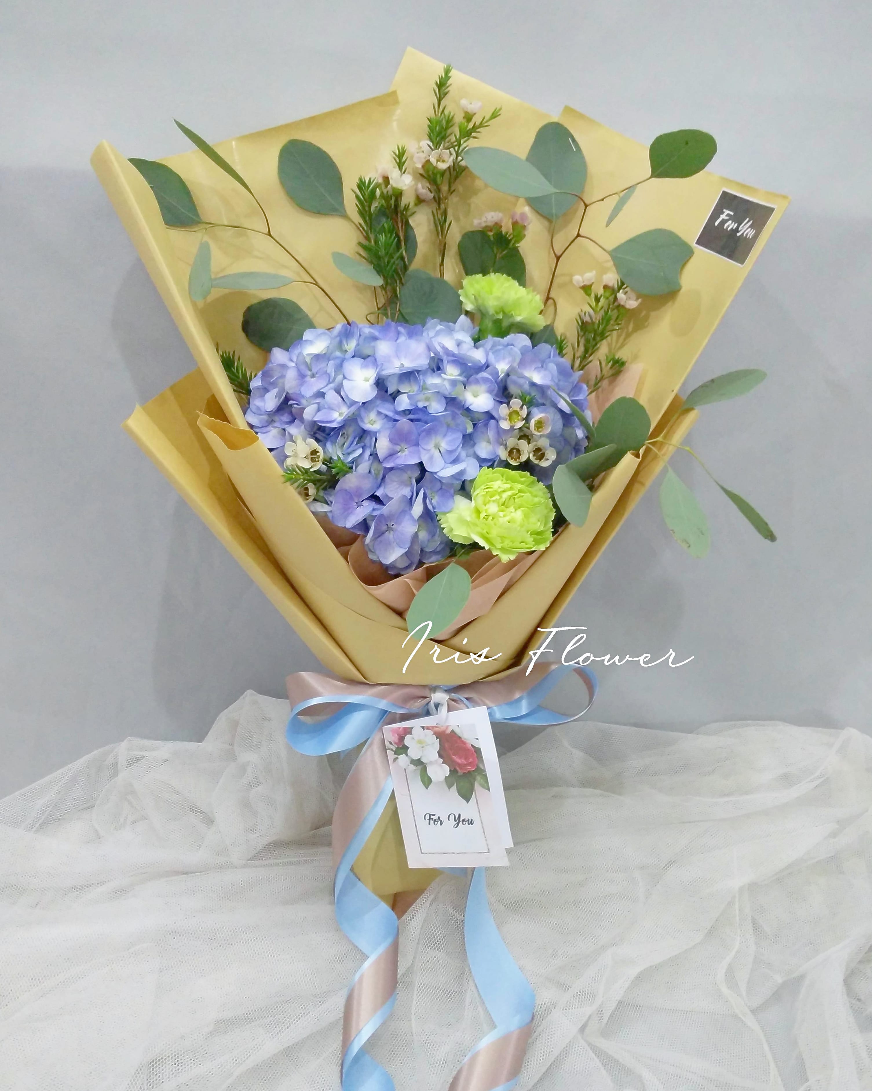 ช่อดอกไฮเดรนเยีย