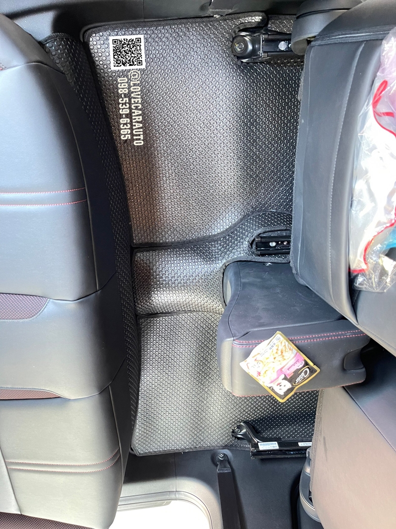 พรมกระดุม Honda WRV 2023 กระดุมเล็กสีดำ