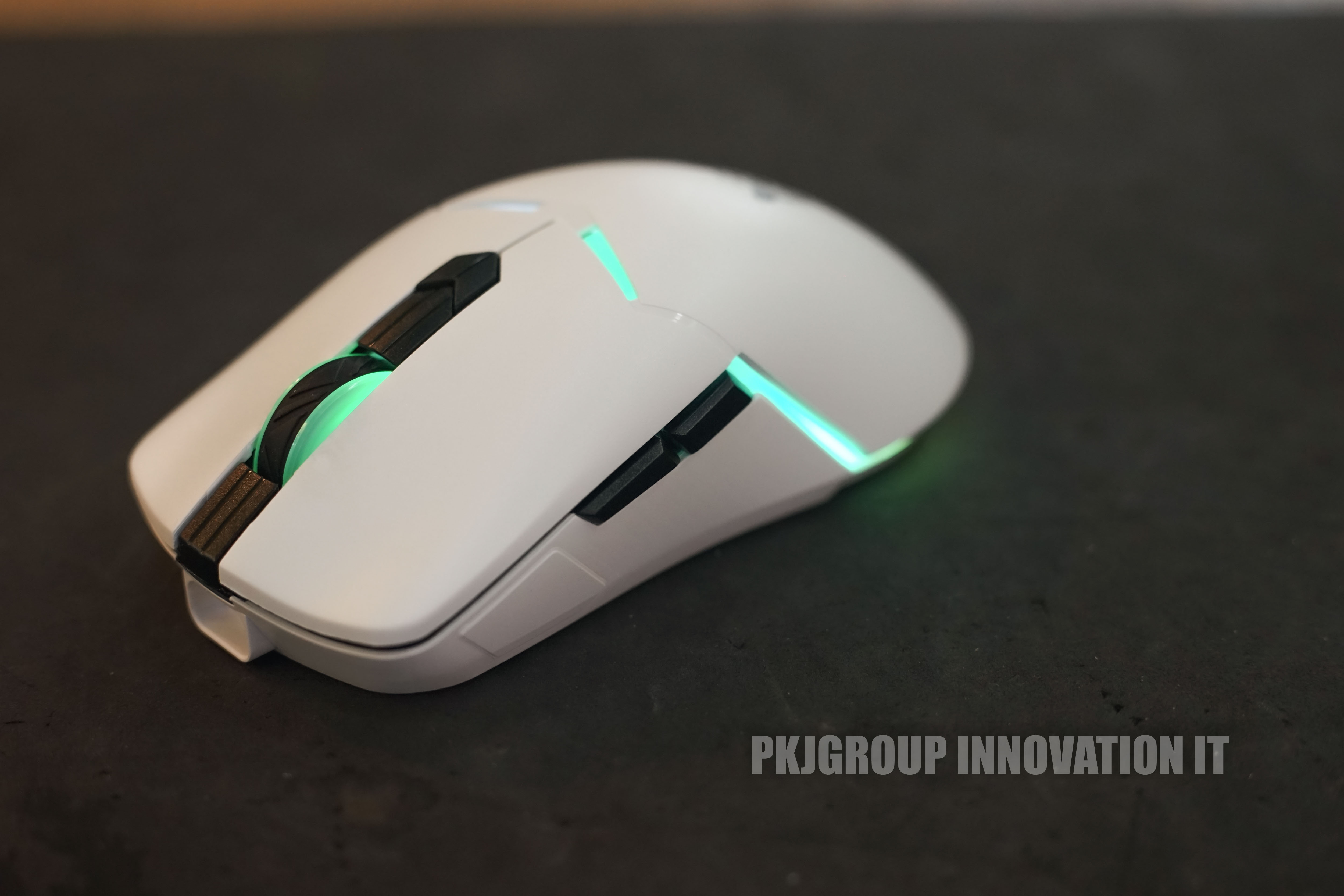 เมาส์เล่นเกมไร้สาย Onikuma Kitsu สีขาว Tri-Mode DPI 7 ระดับ RGB สามารถปรับได้