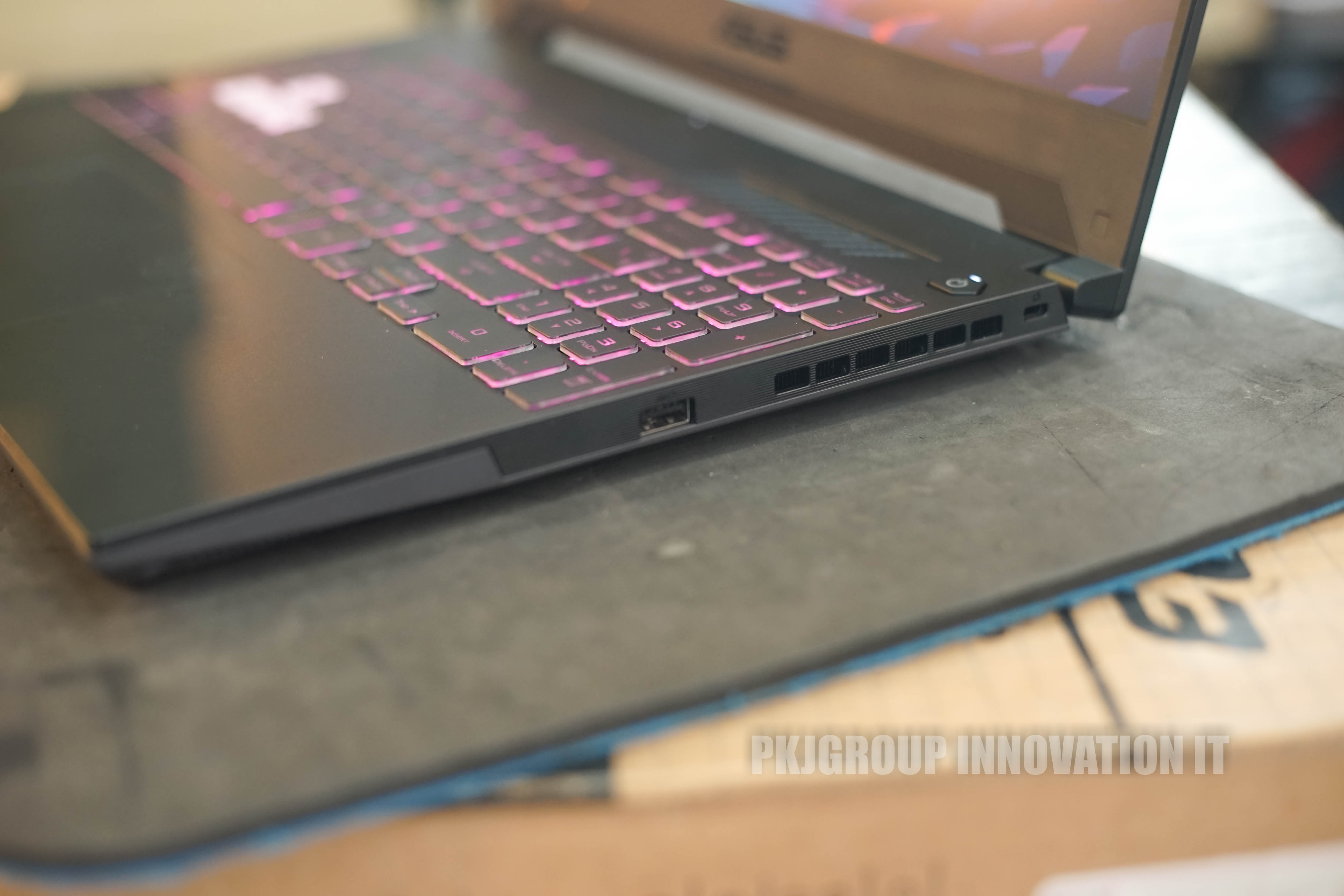 โน๊ตบุ๊คเล่นเกมมือสอง Asus Tuf FX507ZC4-HN002W i7-12700H RAM 16 GB SSD 512GB RTX3050 15.6" 144Hz (เครื่อง 1)