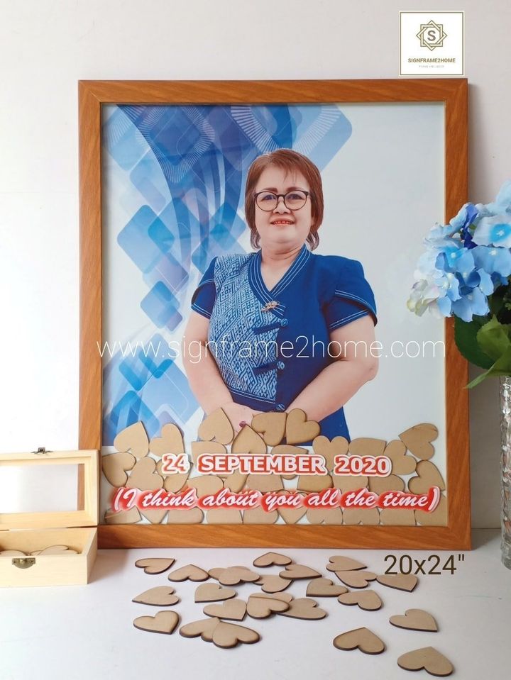 กรอบรูปใส่หัวใจอวยพรงานเกษียณ ขนาด 20*24"