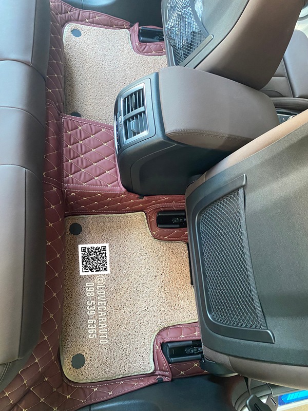 พรมปูพื้นรถยนต์ 7D Bmw ix3 2022 สีเลือดหมู +ไวนิลครีม
