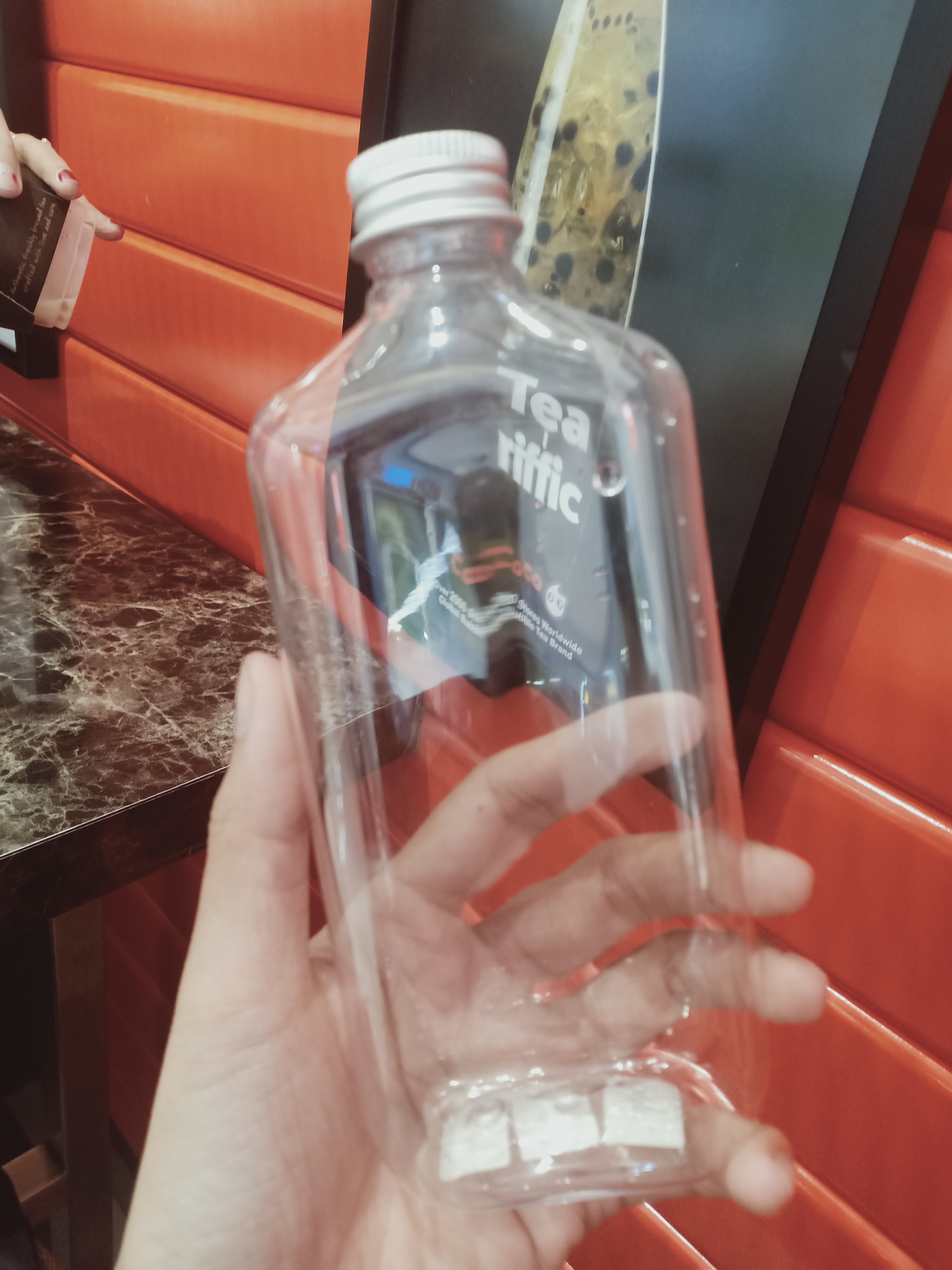 ขวด PET แบนรี 280 ml ปาก 24 mm.ฝาอลู