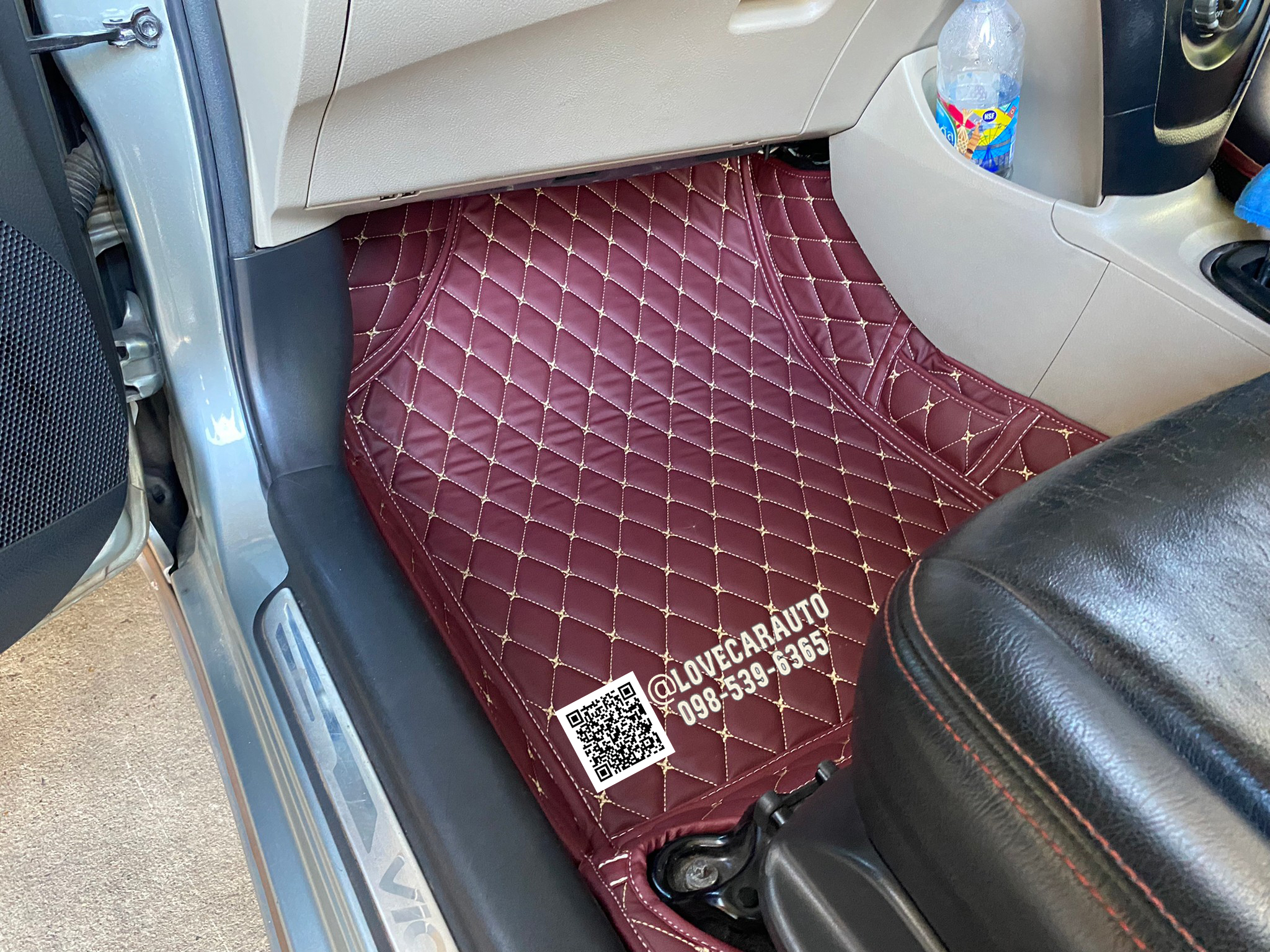 พรมปูพื้นรถยนต์ 6D Toyota Vios 2012 สีแดงเลือดหมู