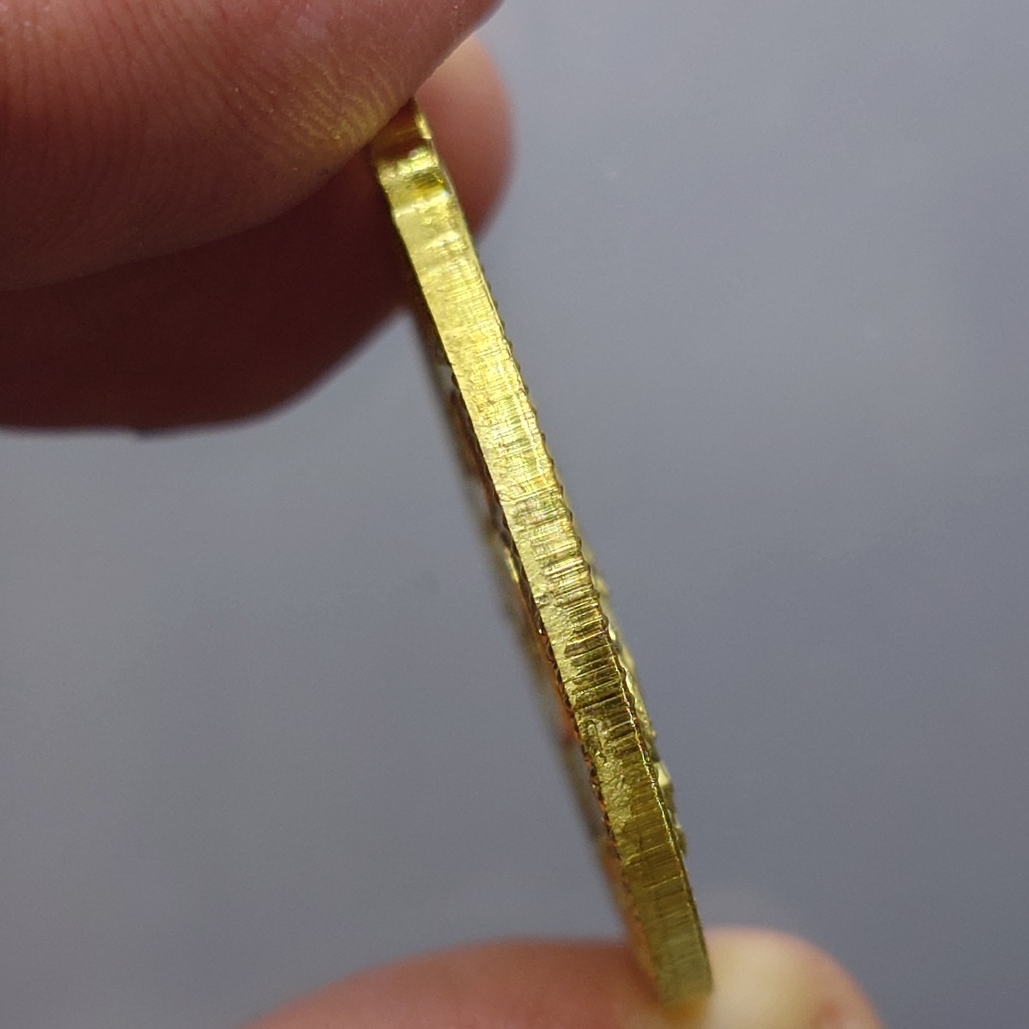 เหรียญพระพิฆเนศ "ไสยาสน์คเณศ" เนื้อสัตตะโลหะ รุ่น เสวยสุข วัดสมานรัตนาราม ปี2559 พร้อมตลับเดิม