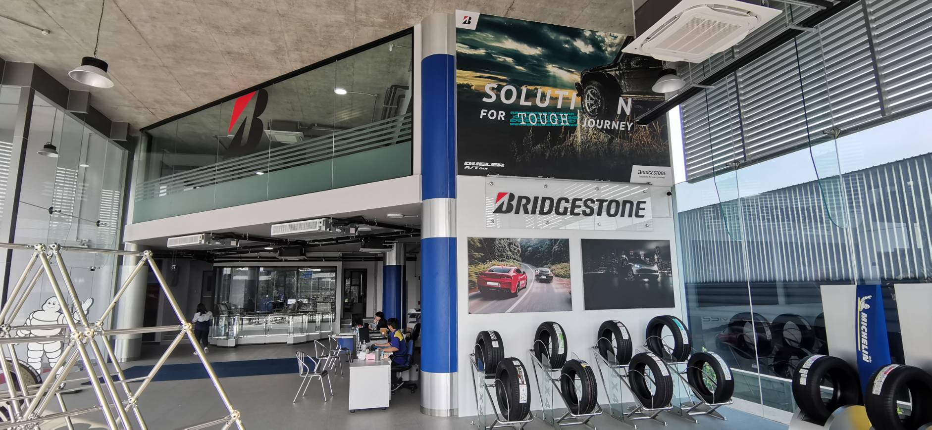 งานป้ายกล่องไฟผ้าแฟบริค กล่องไฟเวอร์ชั่น3 งานBRIDGESTONE