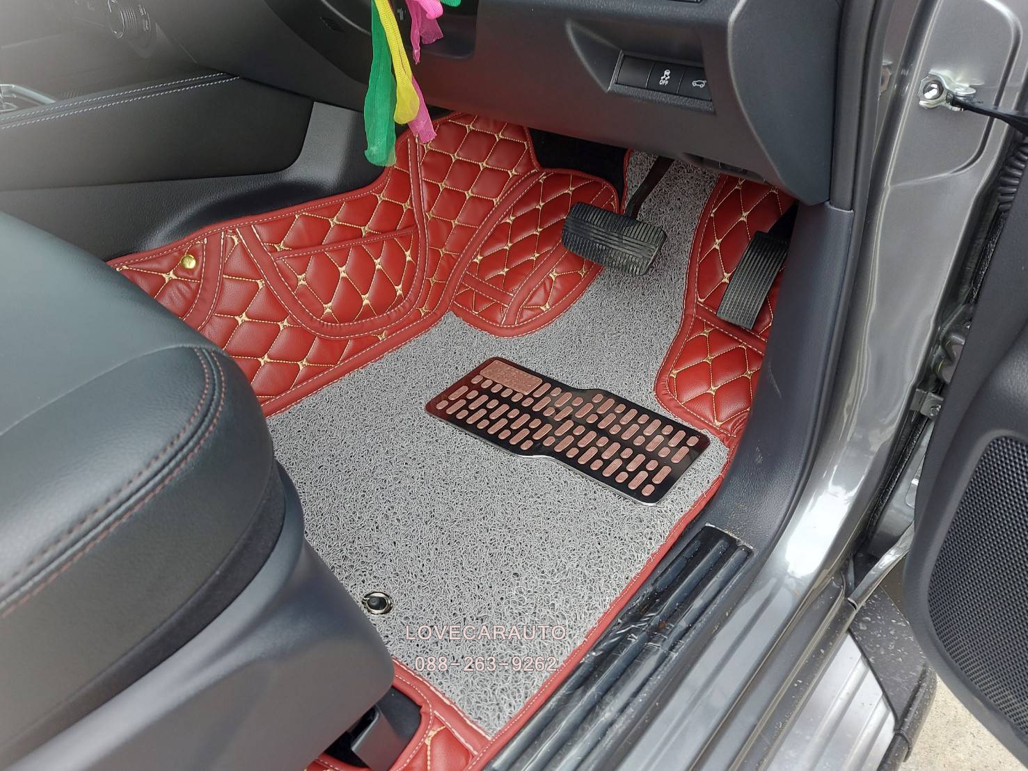 พรมปูพื้นรถ8d nissan terra 2022 ไวนิลดักฝุ่นสีเทา เย็บติด พรมหนัง6Dสีแดงไวน์