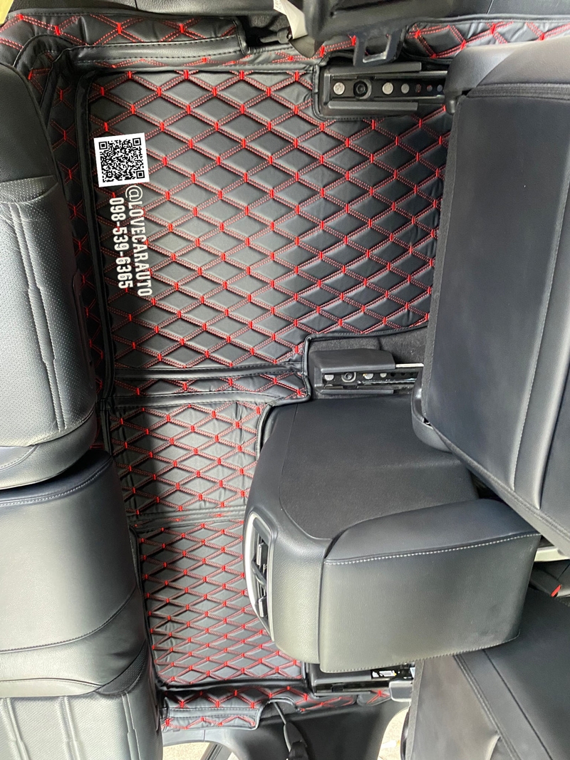 พรมปูพื้นรถยนต์ Honda CRV G5 7ที่นั่ง สีดำด้ายแดง