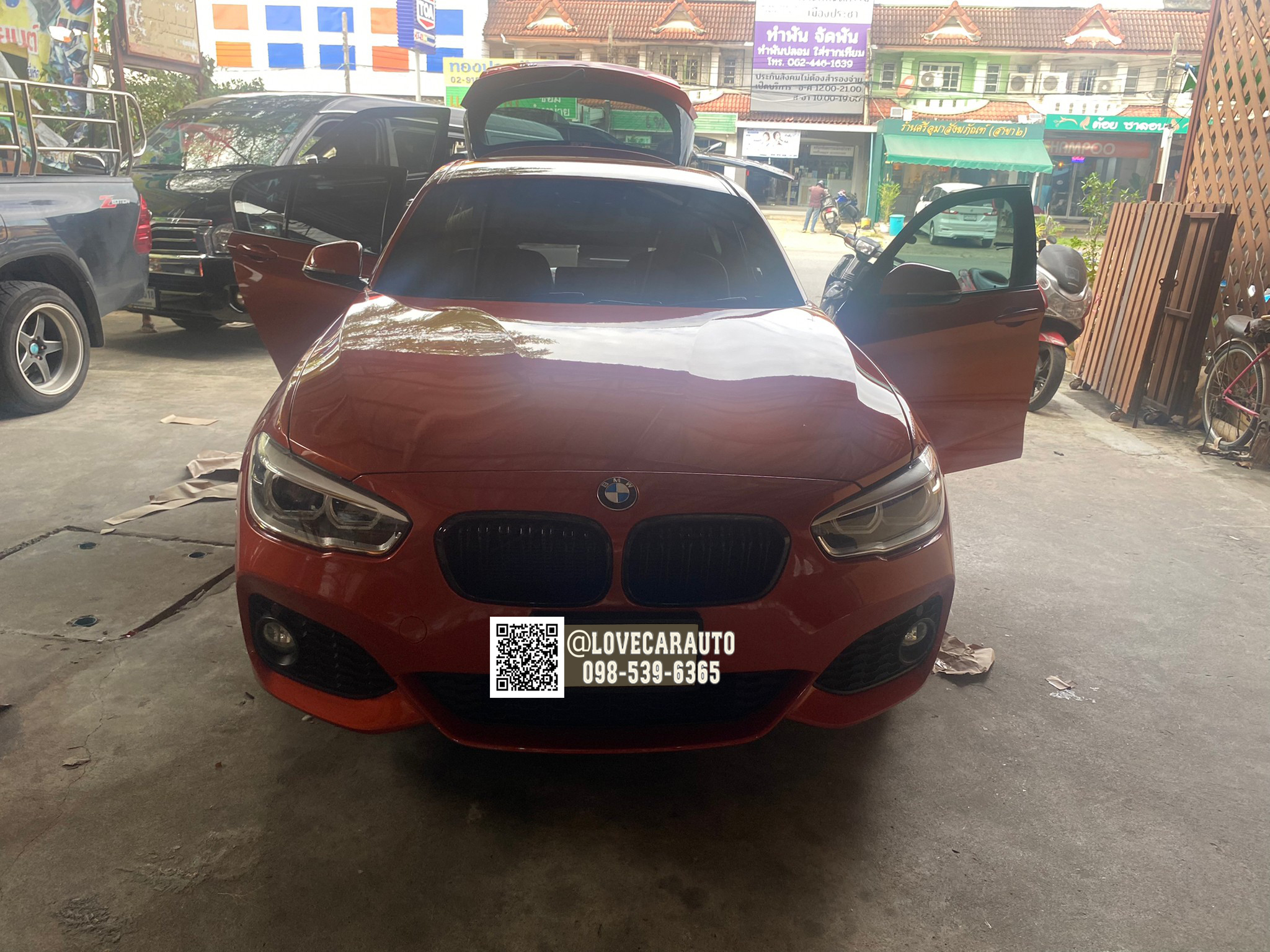 พรมปูพื้นรถยนต์ พรม6D BMW 118i F20