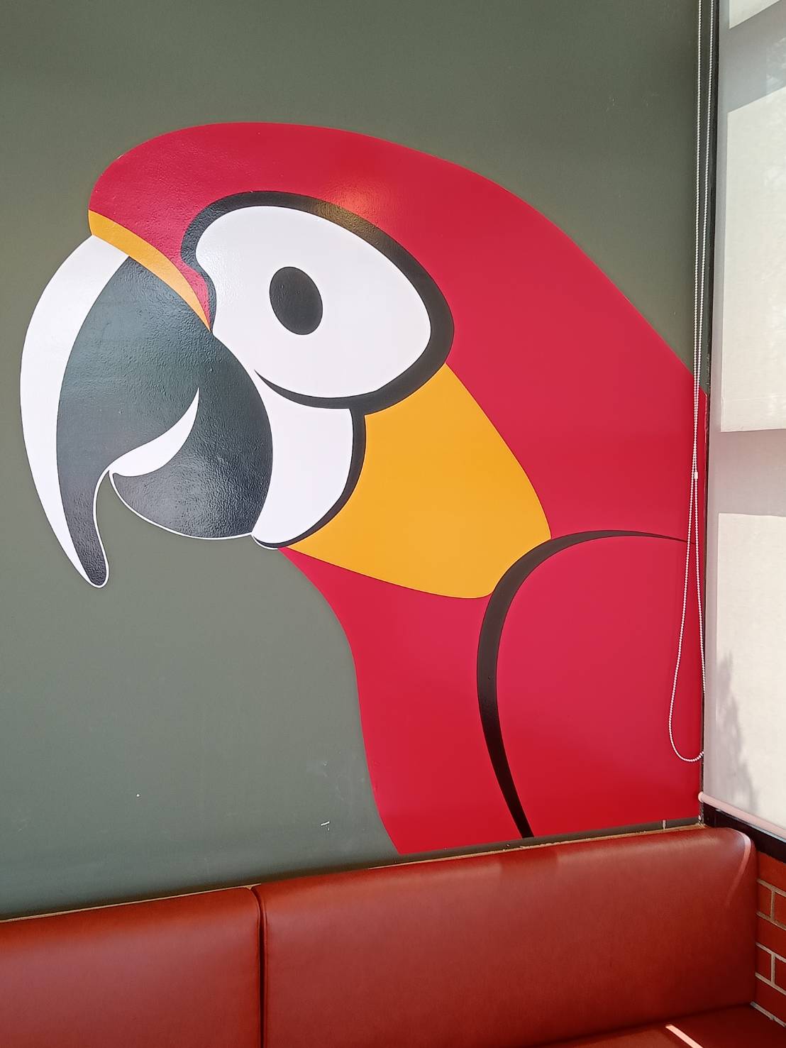 ป้ายสติกเกอร์อเมซอน ป้ายร้านกาแฟ พิมพ์สติกเกอร์ติดลงผนังกำแพง ร้านกาแฟอเมซอน