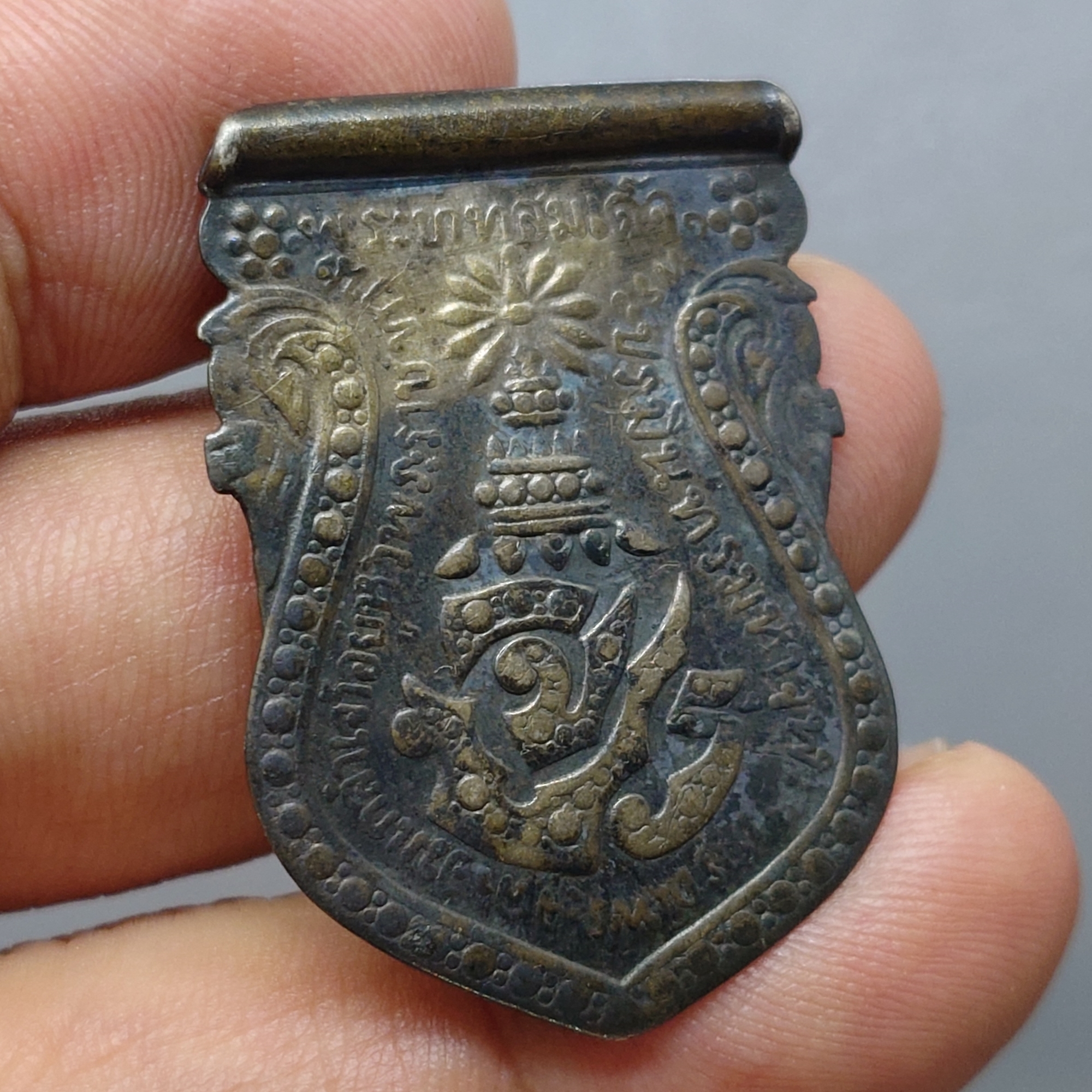 เหรียญเสมาที่ระลึก จปร เหรียญพระราชทานสำหรับเด็กเด็ก รัชกาลที่5 ร.ศ120 (พ.ศ.2444) หายาก