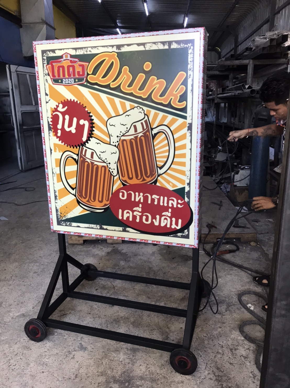 ป้ายไฟLED กล่องไฟล้อเลื่อนตั้งหน้าร้าน งานโกดัง