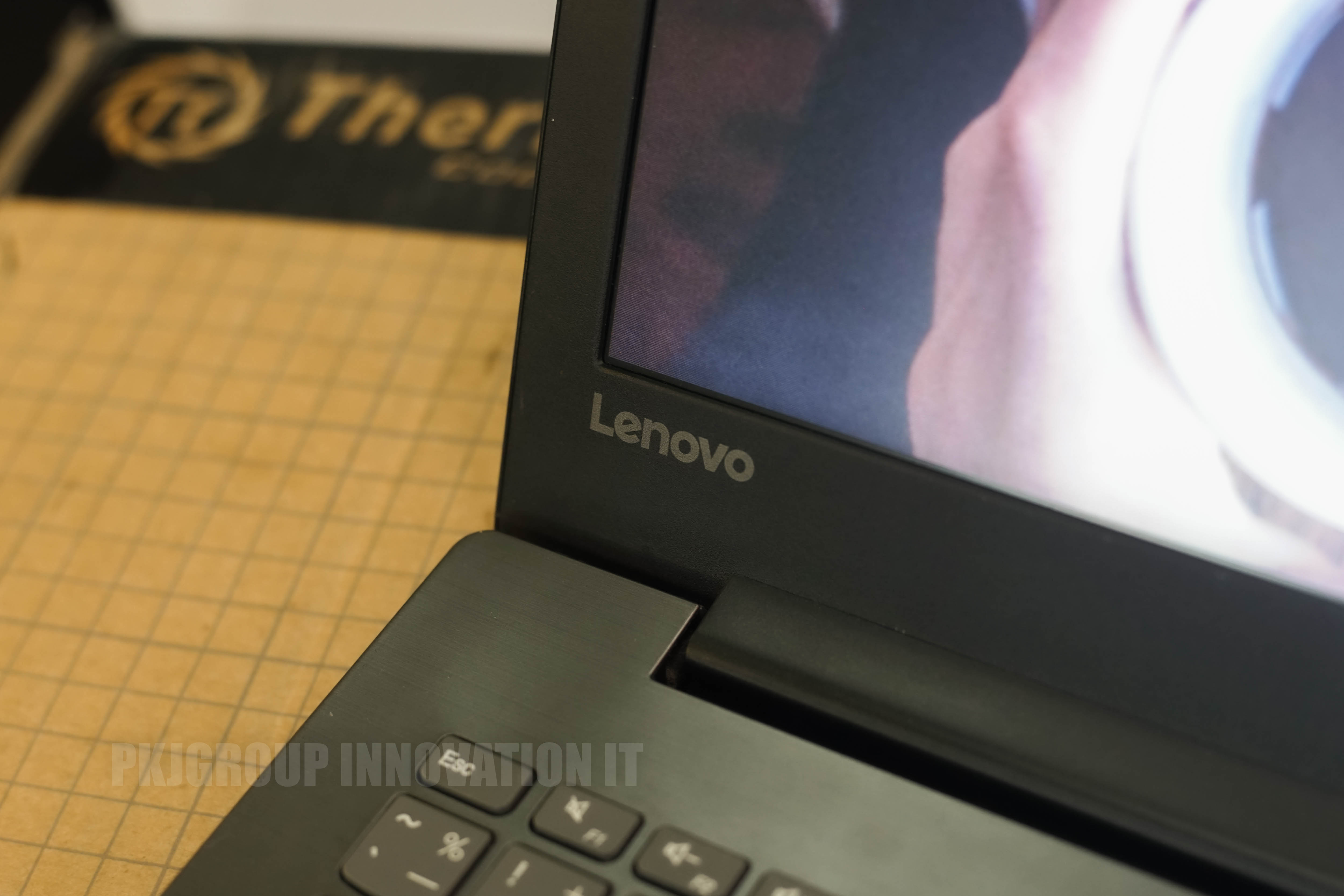 โน๊ตบุ๊คทำงานมือสอง Lenovo ideapad 330-151KB 81DC00STTA i3-7130U RAM 4 GB SSD 120 GB
