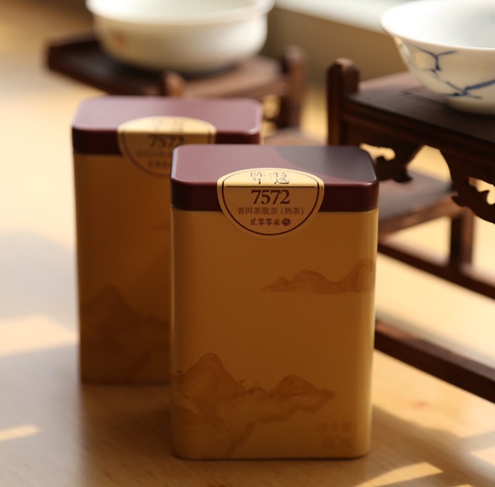 ชาผู่เอ๋อสุกต้าอี้ รุ่นเฉินเหนียน เท่อซ่วน TAETEA 7572 (80 g)