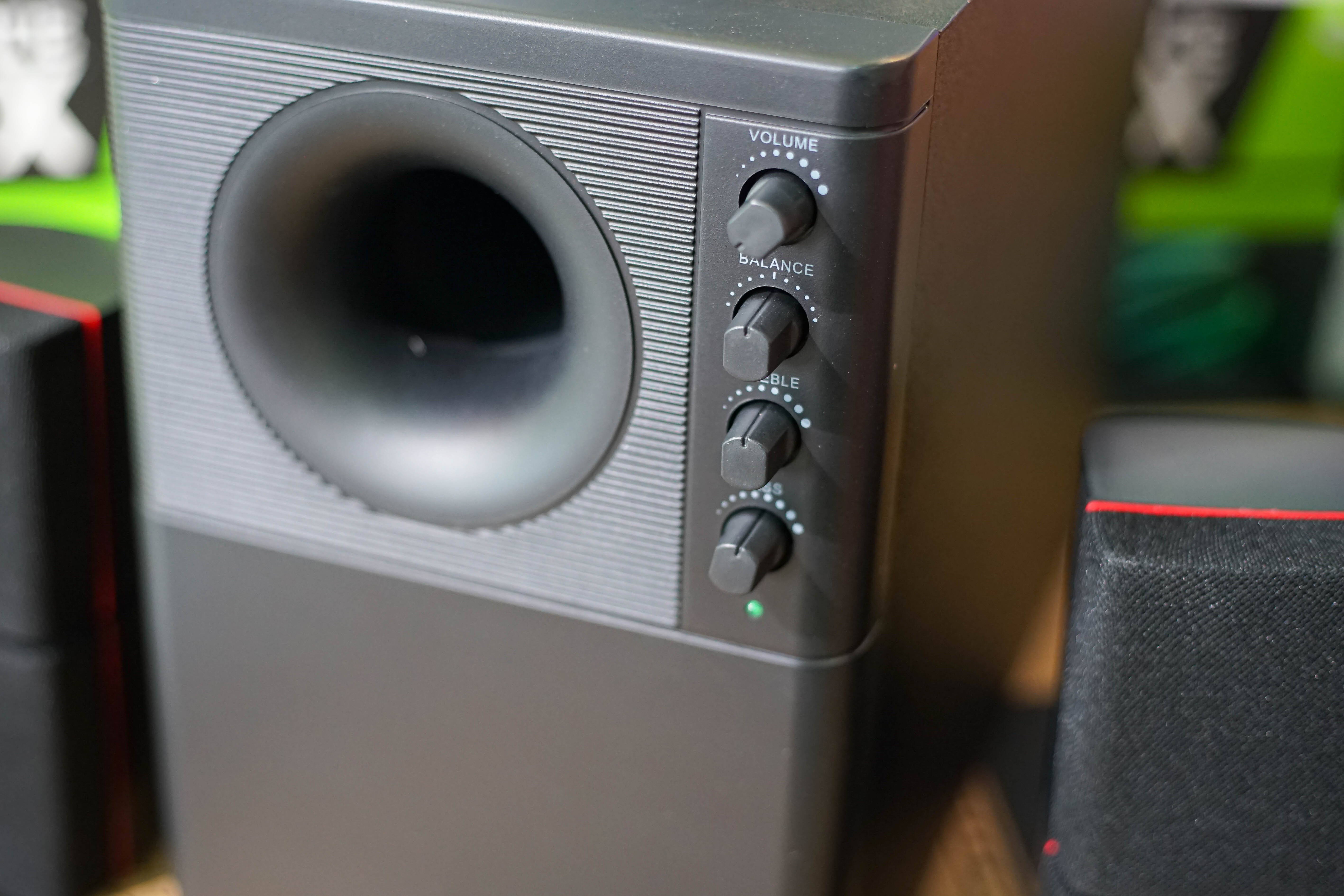 ลำโพงตัวโชว์ของใหม่ Microlab X2