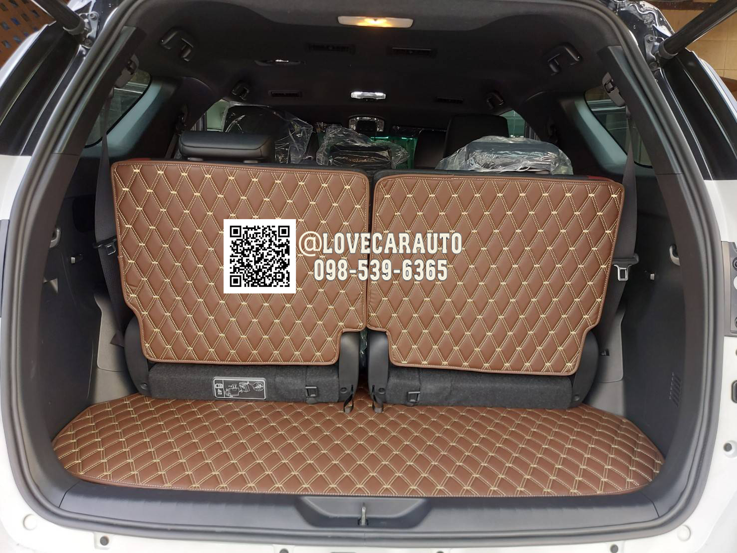 พรมปูพื้นรถยนต์ toyota fortuner 2023 พรม vvip สีกาแฟด้ายทอง