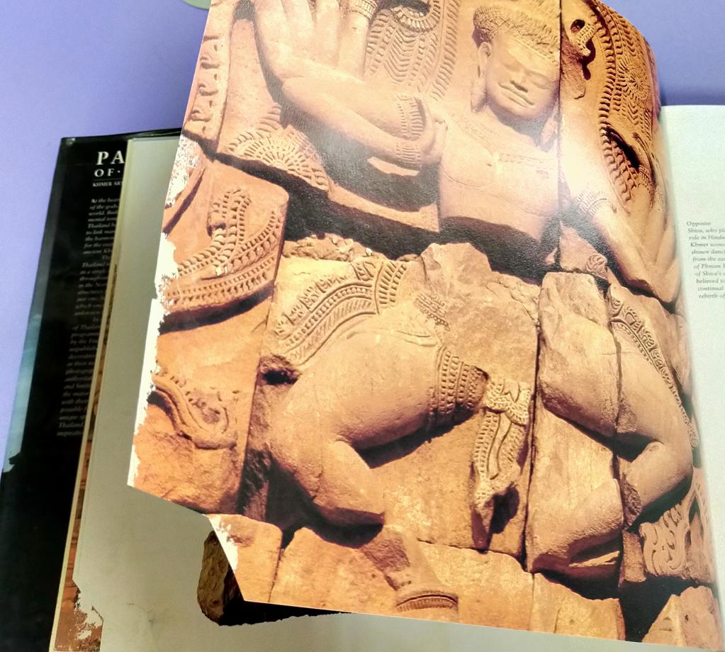 PALACES OF THE GODS : KHMER ART & ARCHITECTURE IN THAILAND