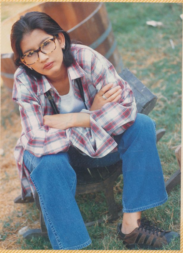 สมุดภาพสะสมในเล่มเป็นภาพของคุณ มอส ปฎิภาณ และ อ้อม สุนิสา