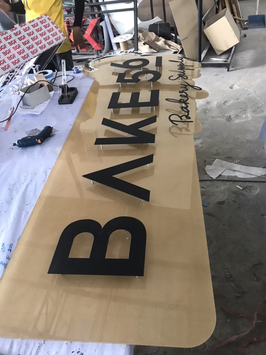 ป้ายหน้าร้านขนมปังเบเกอรี่ แบบนูนได้สวยตามใจลูกค้า งานBAKE56