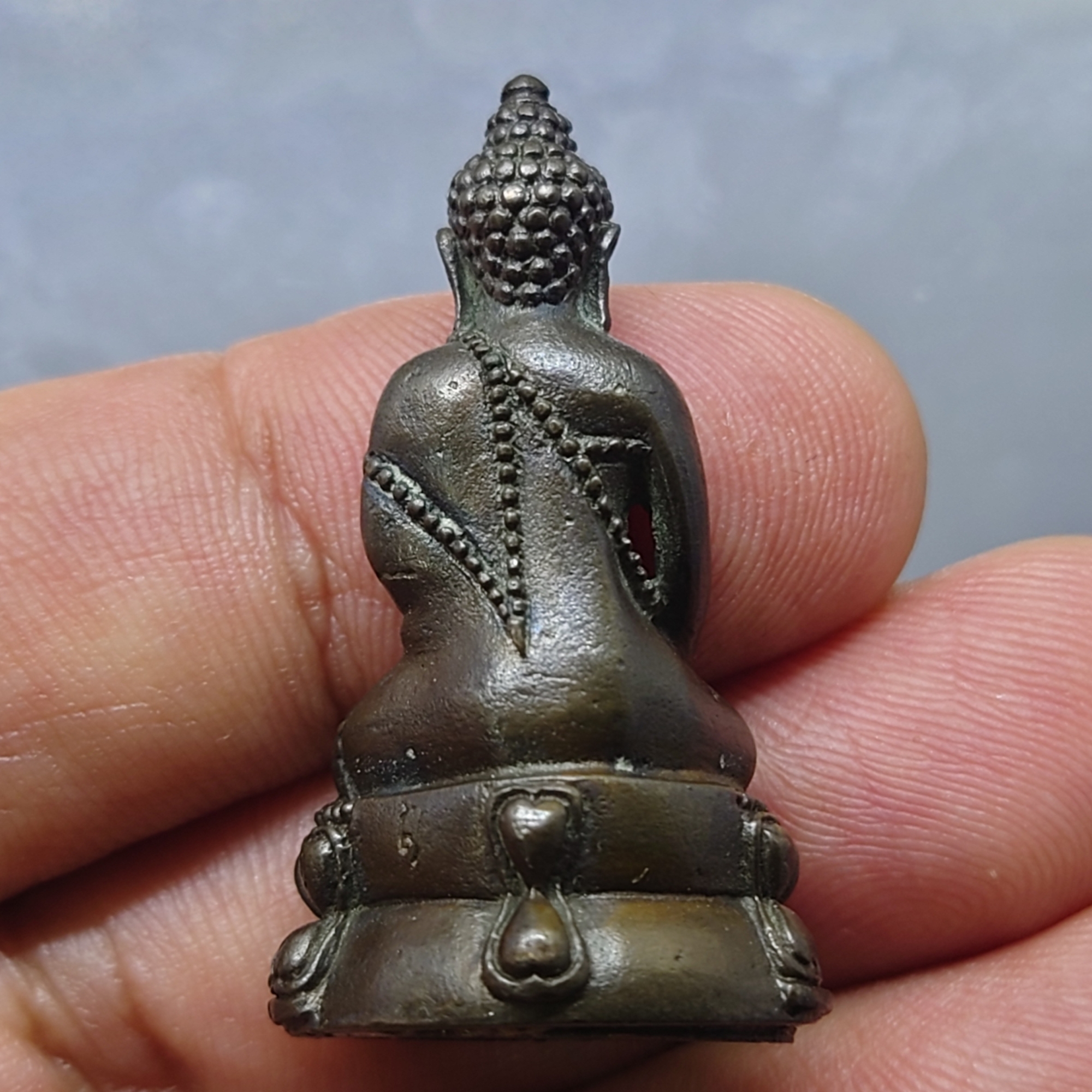 พระกริ่งนวปทุม ภปร เนื้อนวะ พ.ศ.2535 นิยม สร้างน้อย หายาก