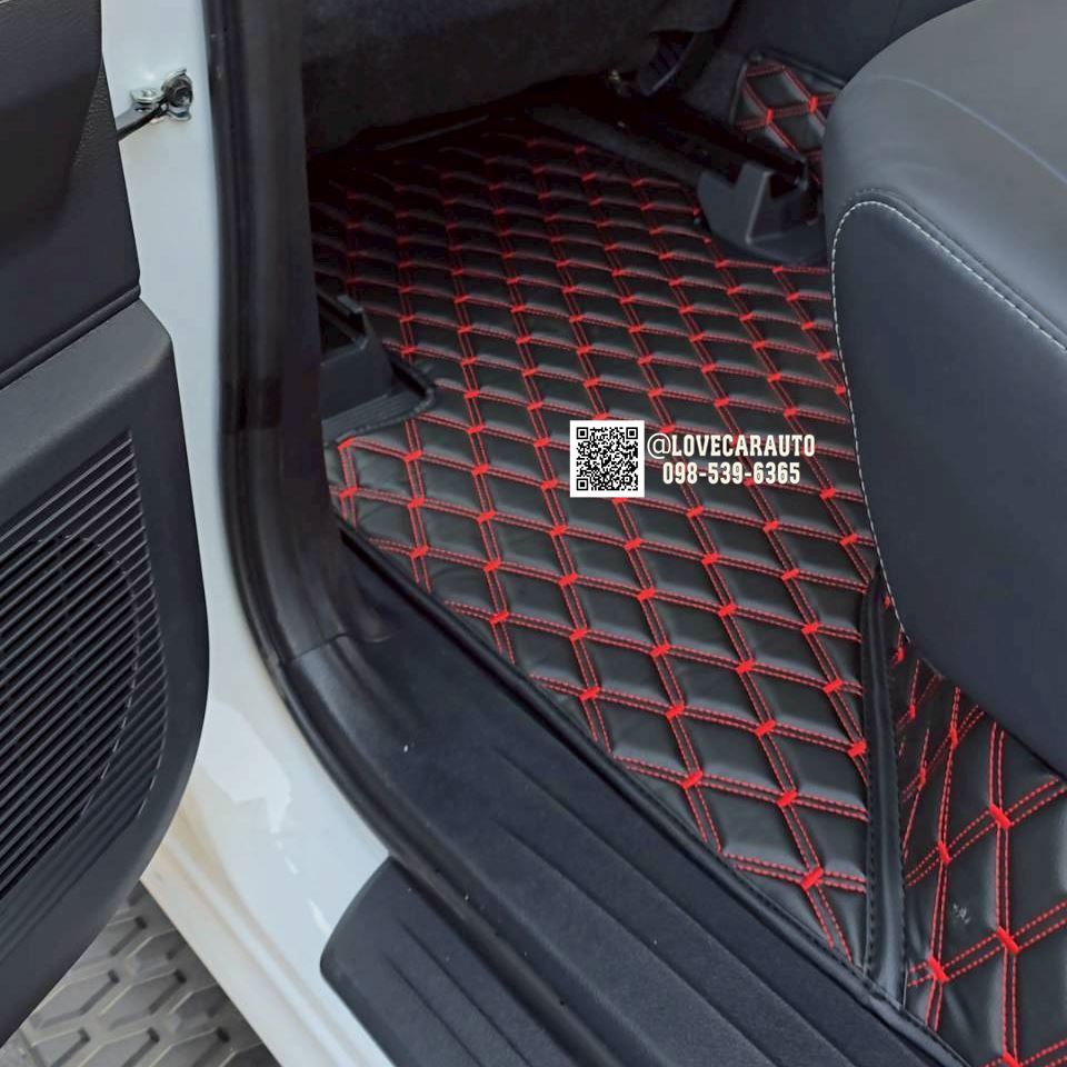พรมปูพื้นรถยนต์ toyota travo 4ประตู พรมVVIPด้ายคู่ดำด้ายแดง