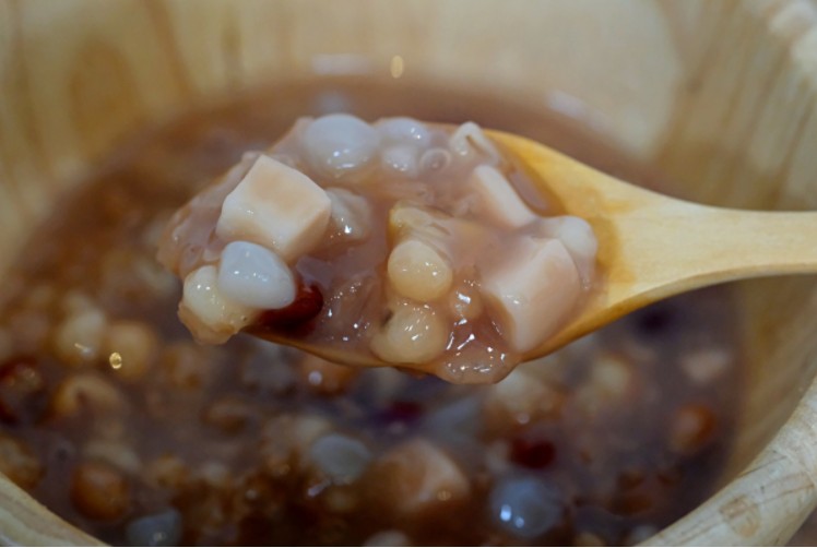 Miku (มิกุ) ธัญพืชกระป๋องพร้อมทาน รสมะพร้าวอ่อน