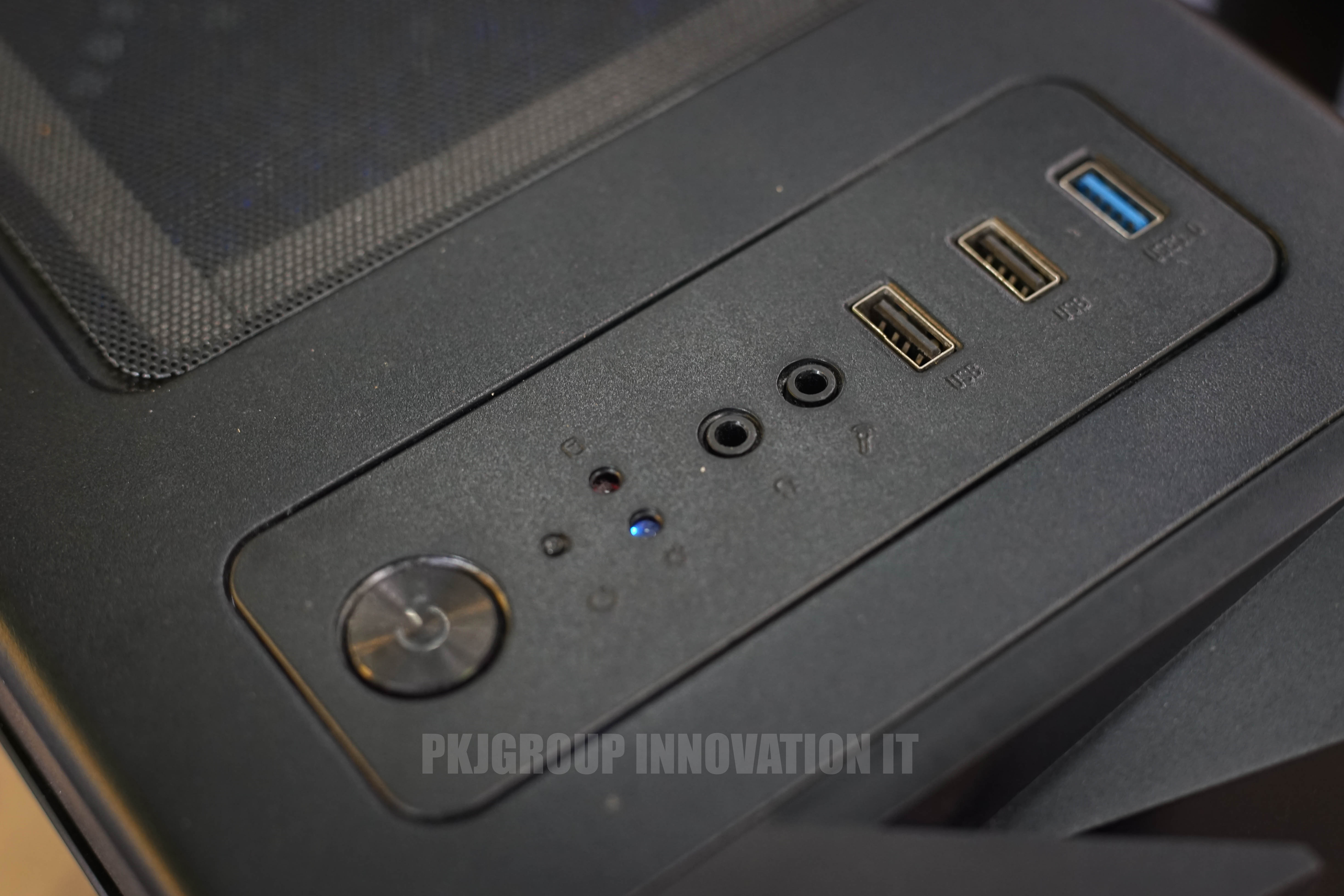 คอมเล่นเกมมือสอง Aerocool i3-10105 RAM 8 GB SSD WD Blue 500GB