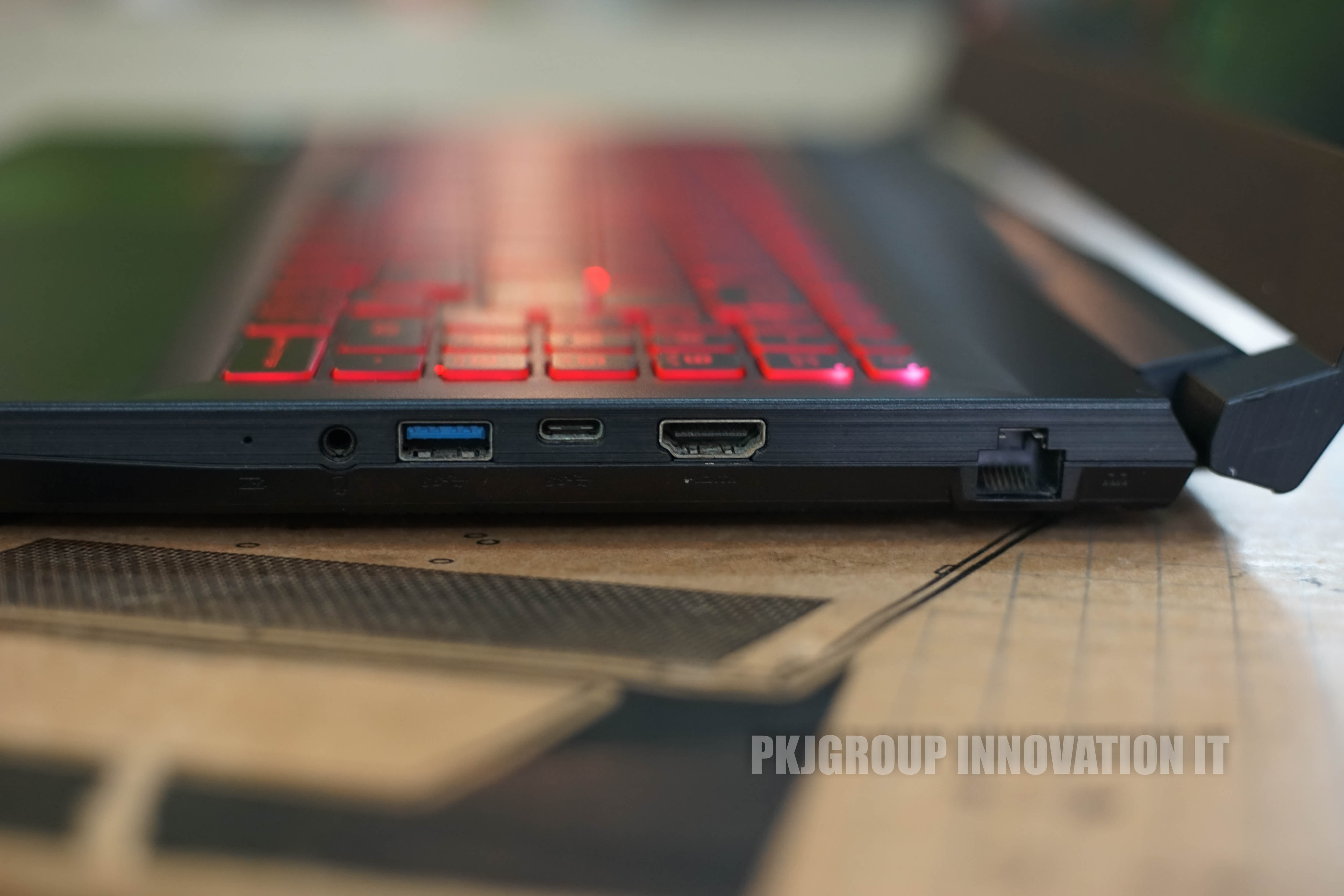 โน๊ตบุ๊คเล่นเกมมือสอง MSI GF66 11UE-054TH i7-11800H RAM 16 GB M.2 1 TB RTX3060 ***ตำหนิในโพสต์