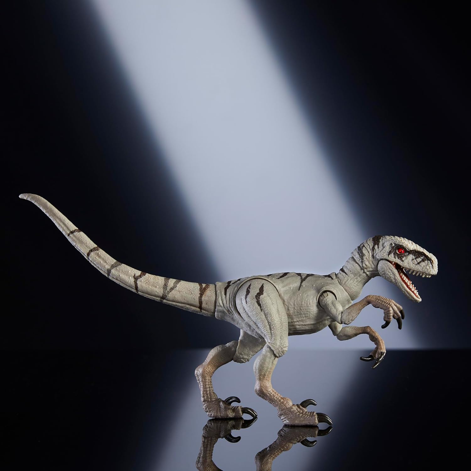 **MTS Toys**Mattel Jurassic World Hammond Collection : JDJ06 Atrociraptor 'Ghost' [ความยาวจากหัวถึงหาง 17.5 ซ.ม.]