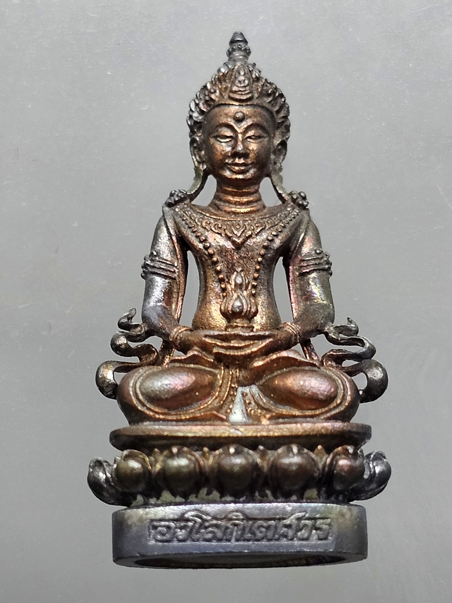 พระกริ่งอวโลกิเตศวร (กวนอิม) พระเทพกวี (สมเด็จพระวันรัต) เนื้อนวะ วัดบวรนิเวศวิหาร พ.ศ.2540 พร้อมกล่องเดิม