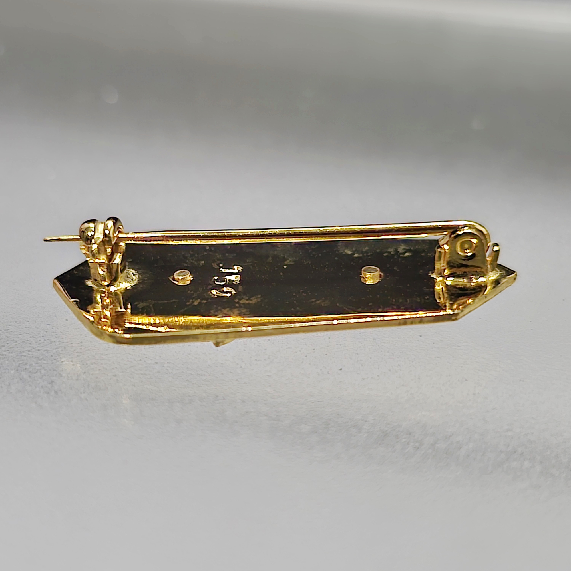 เข็มกลัด เข็มที่ระลึก ญสส ฉลองพระชันษา 99 ปี สมเด็จพระญาณสังวร สมเด็จสังฆราช ปี2555 พร้อมกล่องเดิม