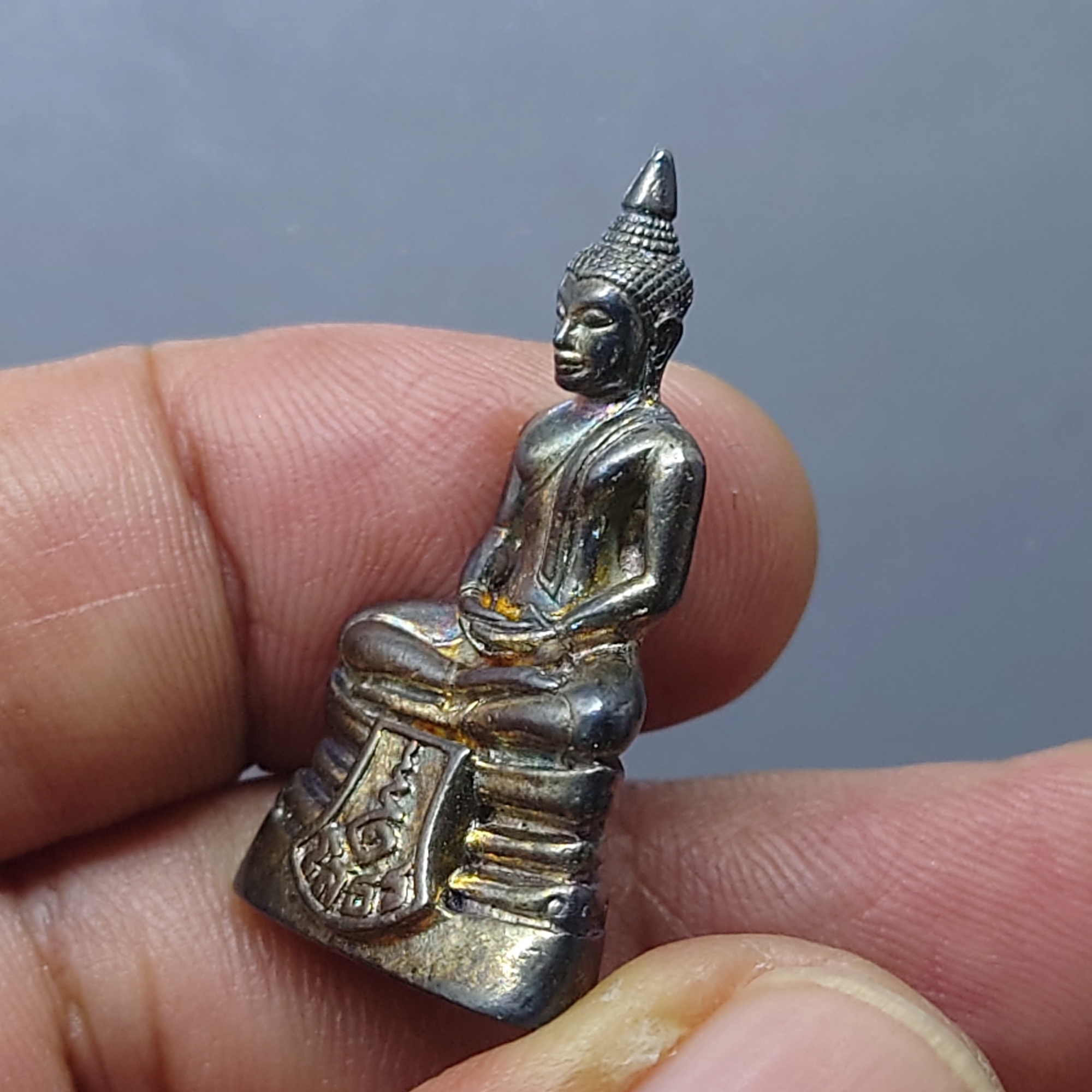 พระพุทธโสธร เนื้อเงิน รมดำ ที่ระลึกครบรอบ 120 ปี กรมศุลกากร กระทรวงการคลัง พ.ศ.2537 พร้อมกล่องเดิม