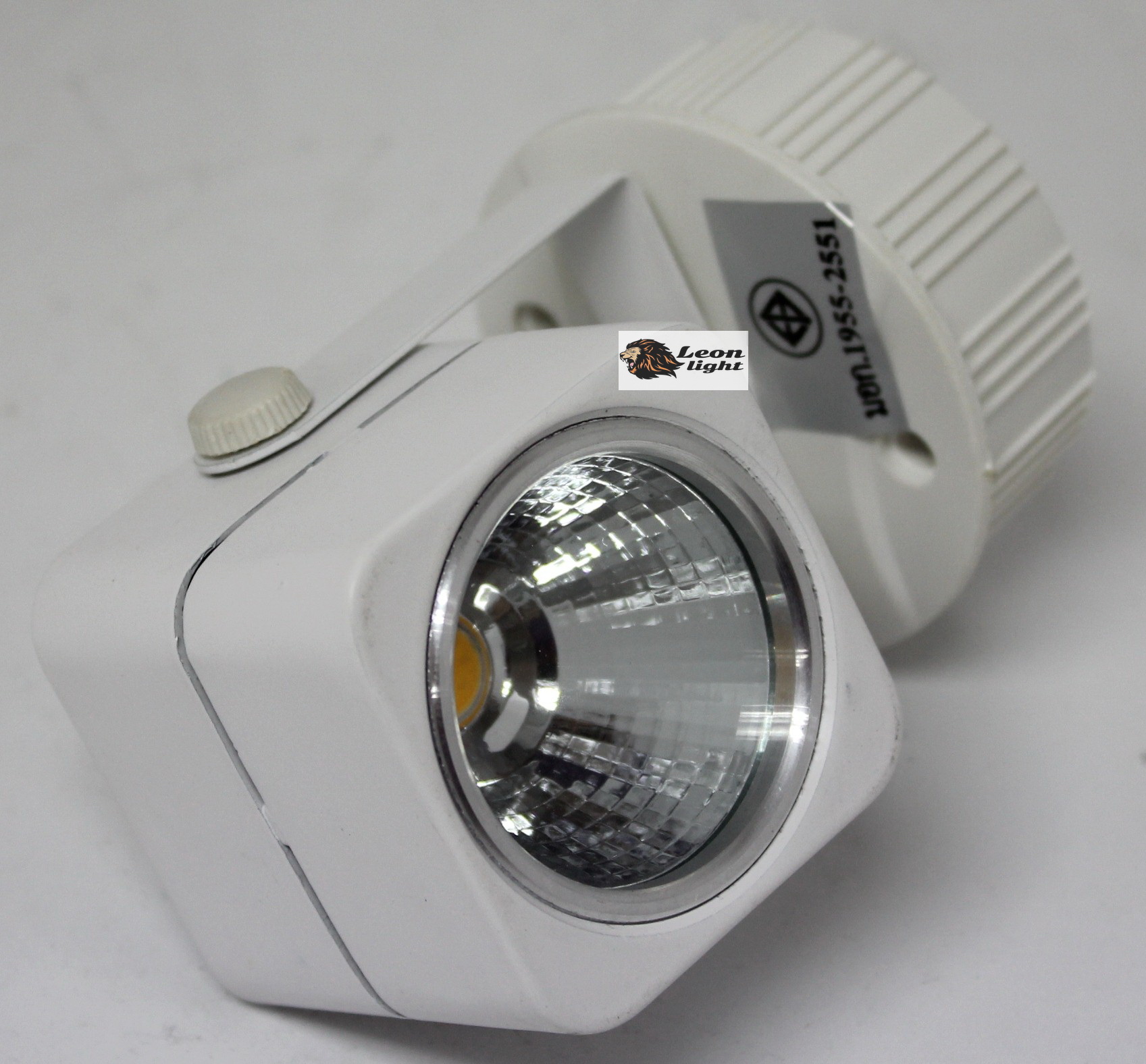 โคมแทกไลท์ รุ่น G-003-D-WH-W