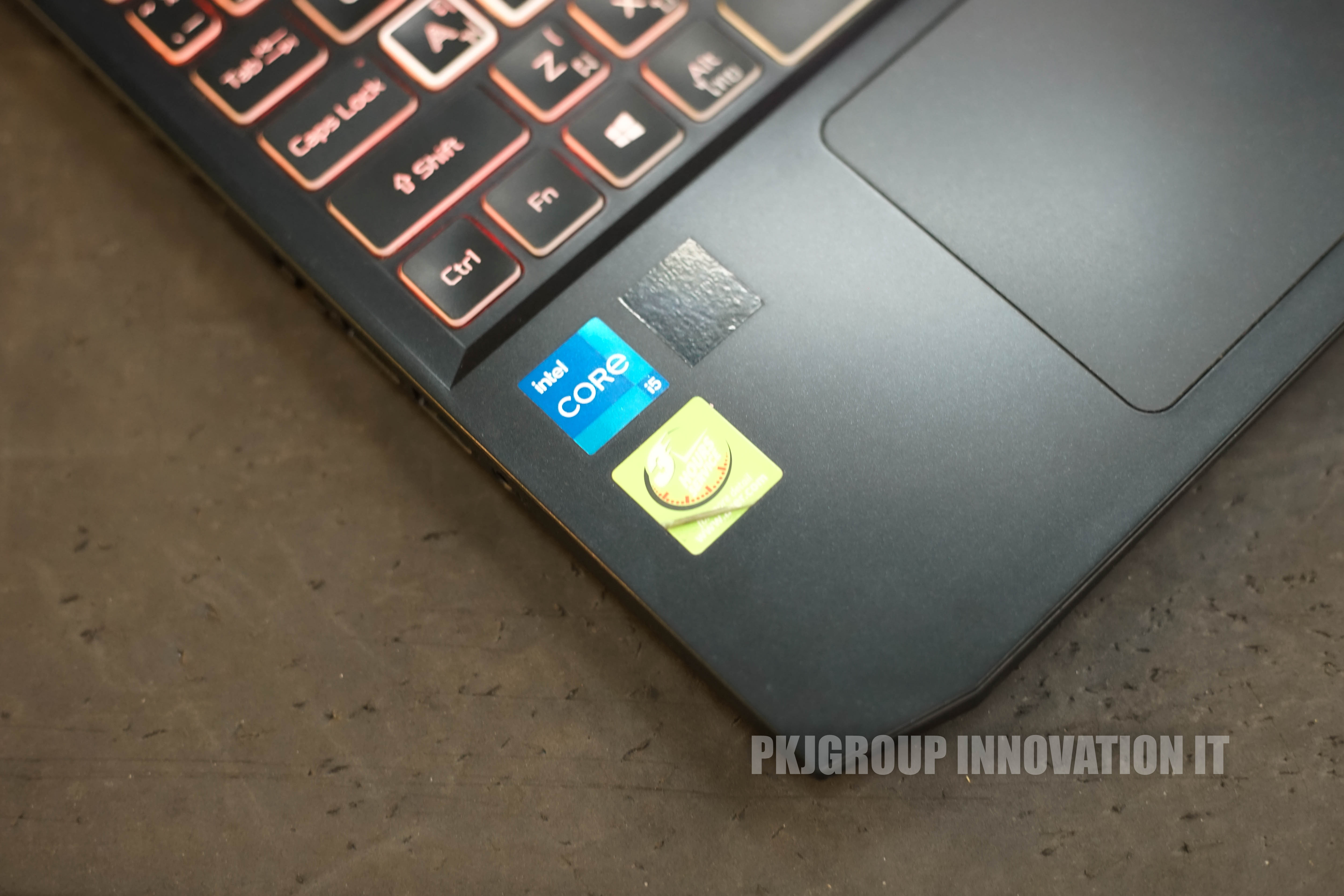 โน๊ตบุ๊คเล่นเกมมือสอง Acer Nitro 5 AN515-57-584C i5-11400H RAM 32 GB M.2 512GB RTX3050Ti