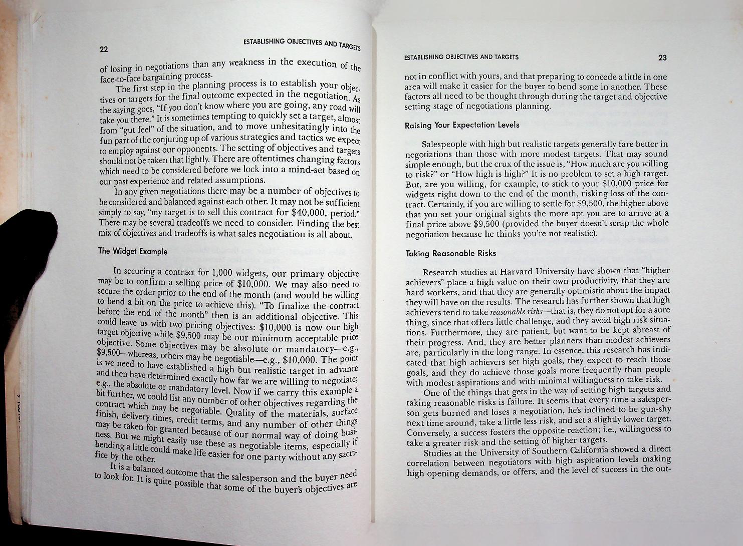 SALES NEGOTIATING HANDBOOK