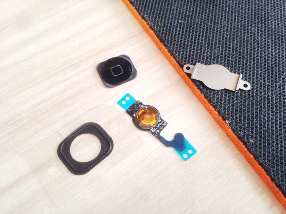 ปุ่มโฮม Home Button with Flex Cable Assembly for iPhone 5,5C