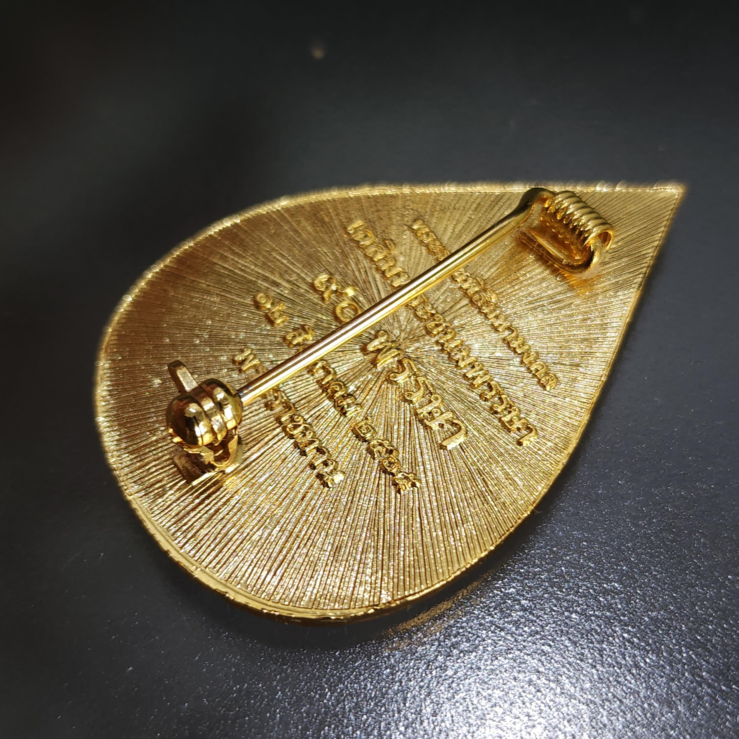 เข็มกลัด เข็มพระราชทาน พระพันปีหลวง (ราชินี) ครบรอบ 90 พรรษา พ.ศ.2565