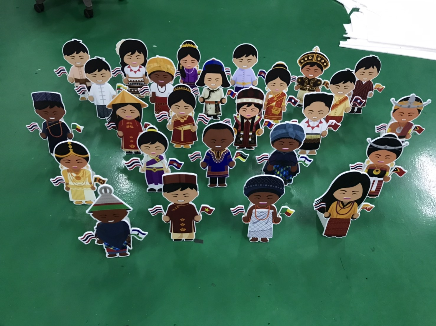 ป้ายสแตนดี้พีพีบอร์ด ตัวการ์ตูน แสดงความเป็นไทย