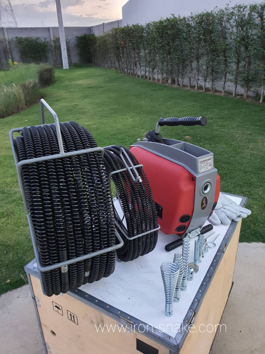 เครื่องทะลวงท่อ งูเหล็ก ironsnake รุ่น D-170 งูเหล็กทะลวงท่อ เครื่องทะลวงท่อไฟฟ้า