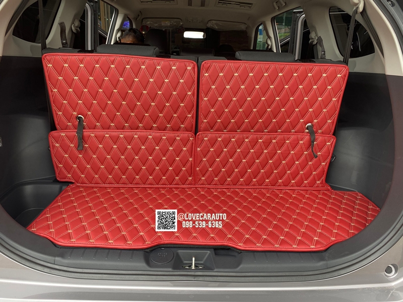 พรมปูพื้นรถยนต์ Toyota Veloz 2023 VVIP ด้ายคู่สีแดงไวน์ด้ายทอง