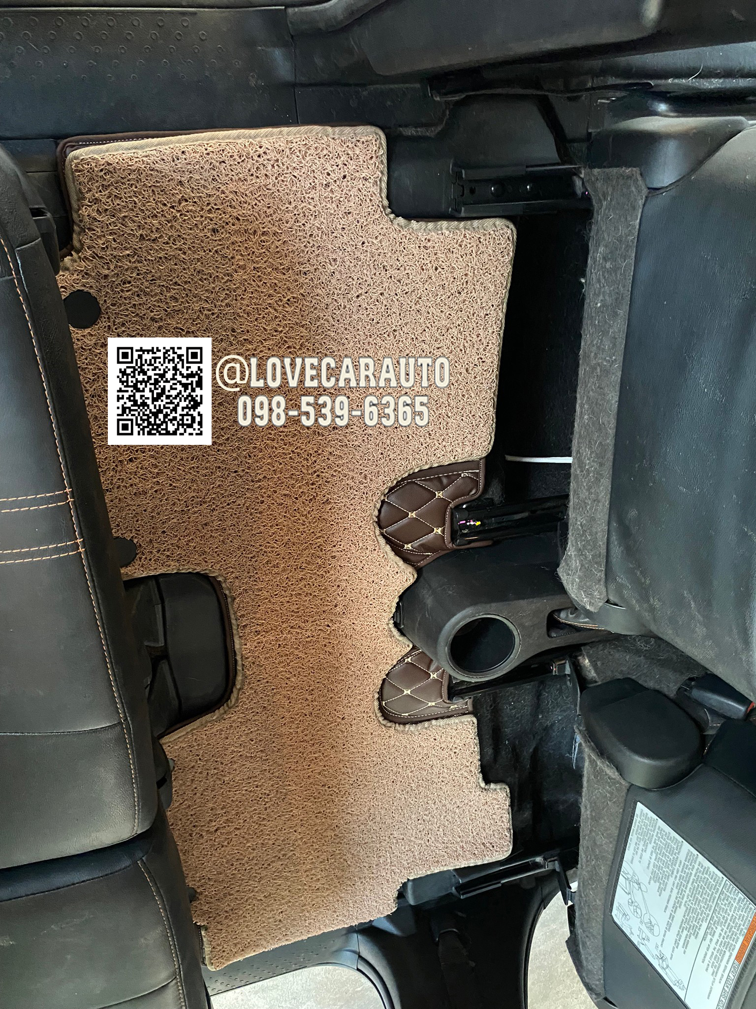 พรมปูพื้นรถยนต์ 7D Toyota sienta สีกาแฟ+ไวนิลครีม
