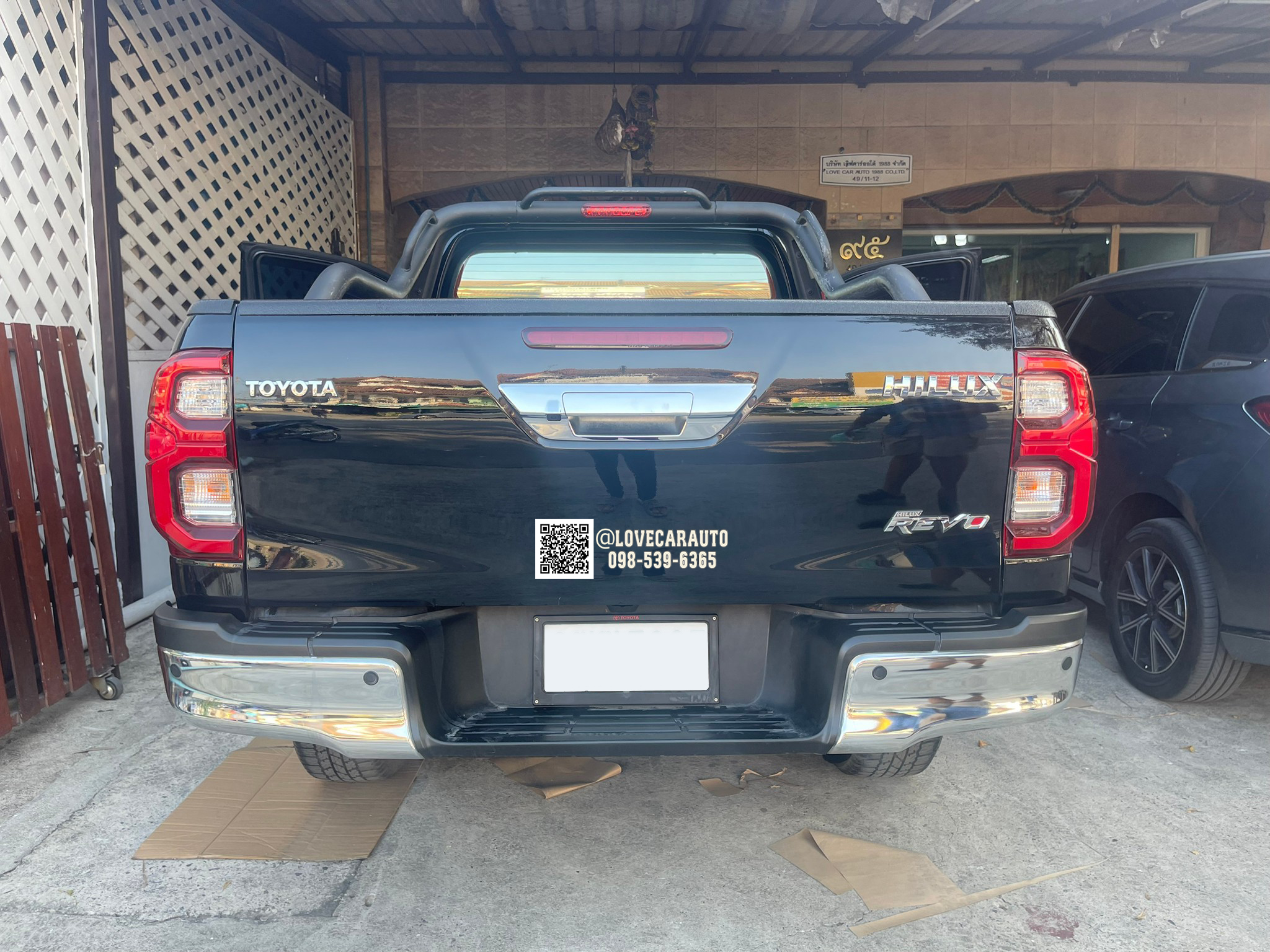 พรมปูพื้นรถยนต์ toyota revo cab