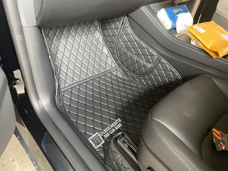 พรมปูพื้นรถยนต์ Tesla ModelY สีดำด้ายดำ เต็มคัน