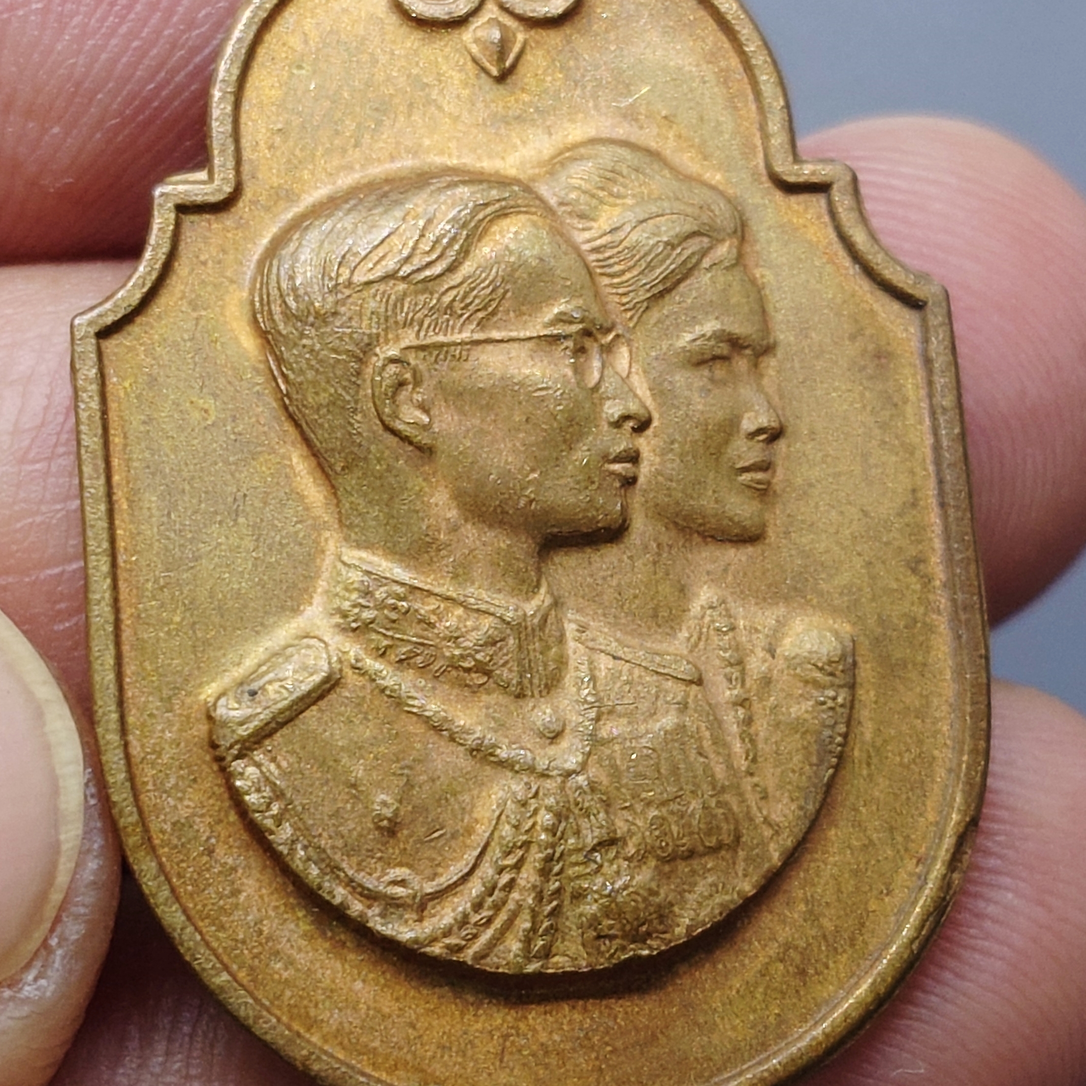 เหรียญที่ระลึกพระราชพิธีขึ้นระวางสมโภชช้างเผือก จ.นราธิวาส เนื้อทองแดง ปี2520 ไม่ผ่านใช้ สภาพสวย รับประกันแท้