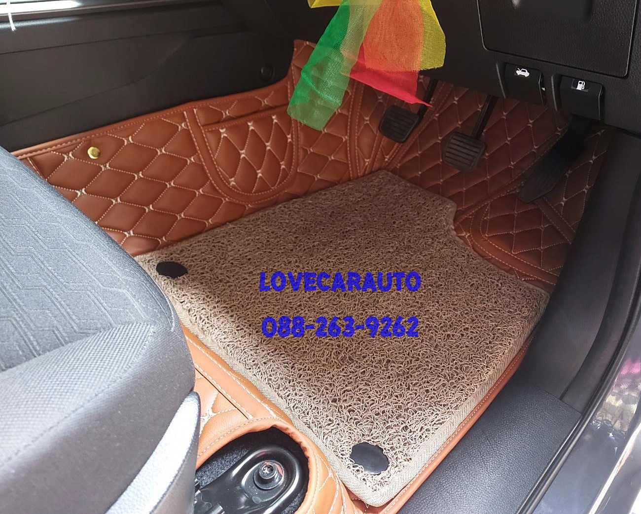 พรมรถยนต์ 7D Isuzu Dmax 4Door 2022 สีน้ำตาลเข้ม +ไวนิลครีม