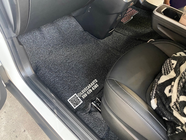 พรมไวนิลดักฝุ่นปูพื้นรถยนต์ Neta V 2022