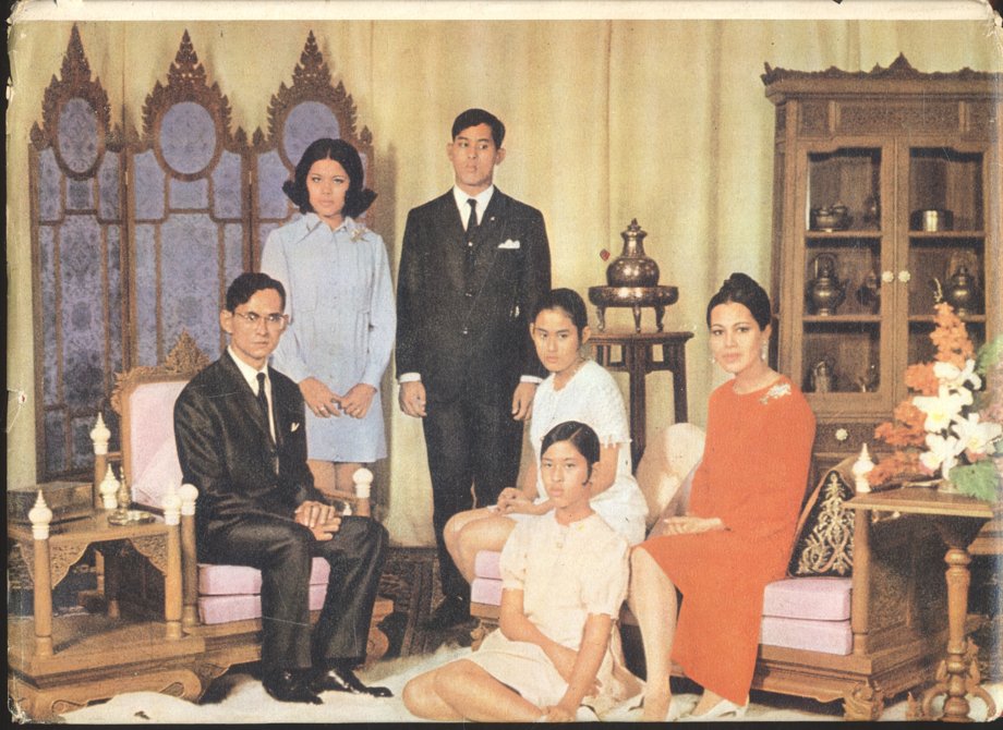 ประมวลภาพ เสด็จประพาส ๒๗ ประเทศ